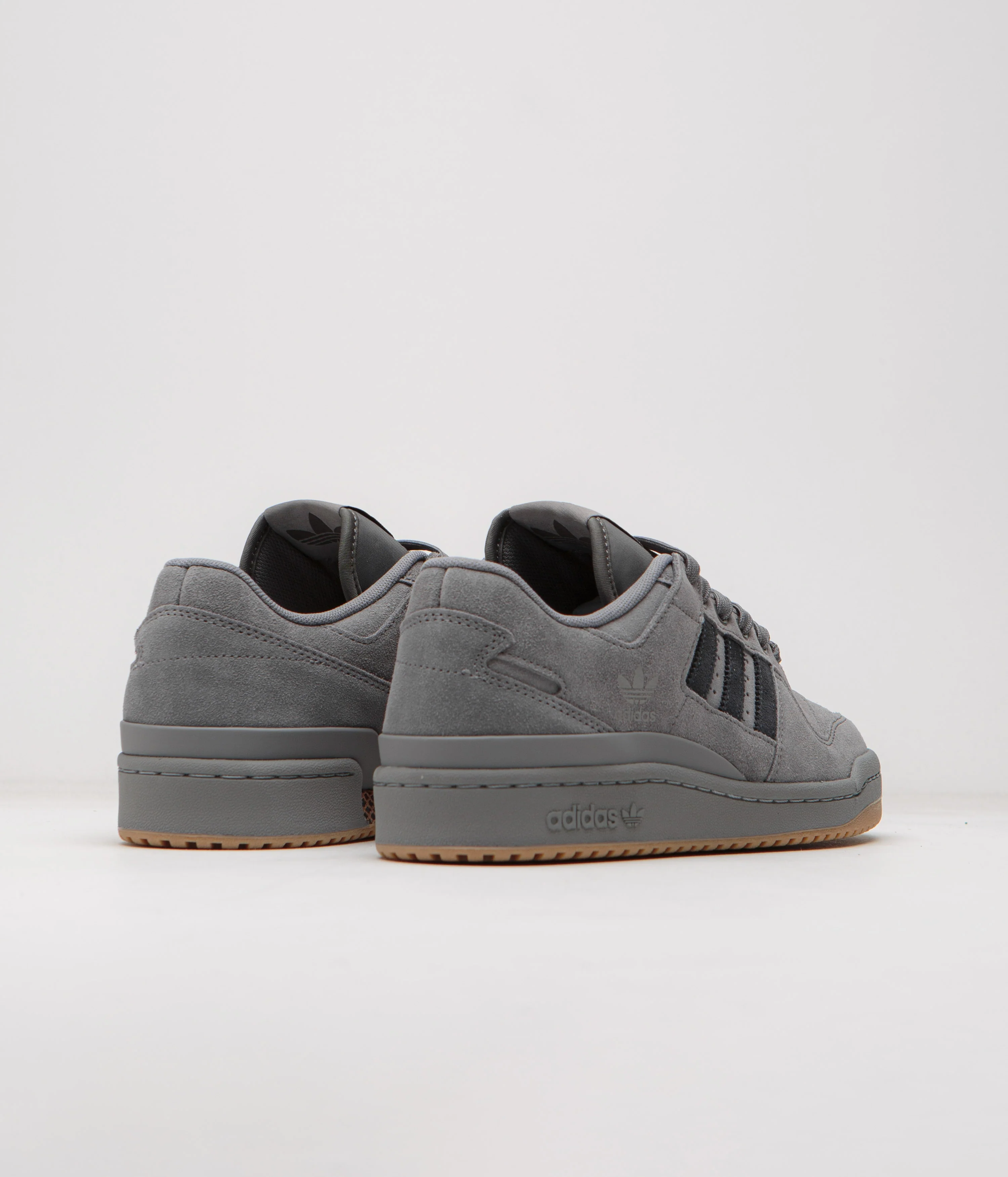 Adidas Forum 84 Low ADV Shoes - Grey Four / Carbon / Grey Three - Image 4