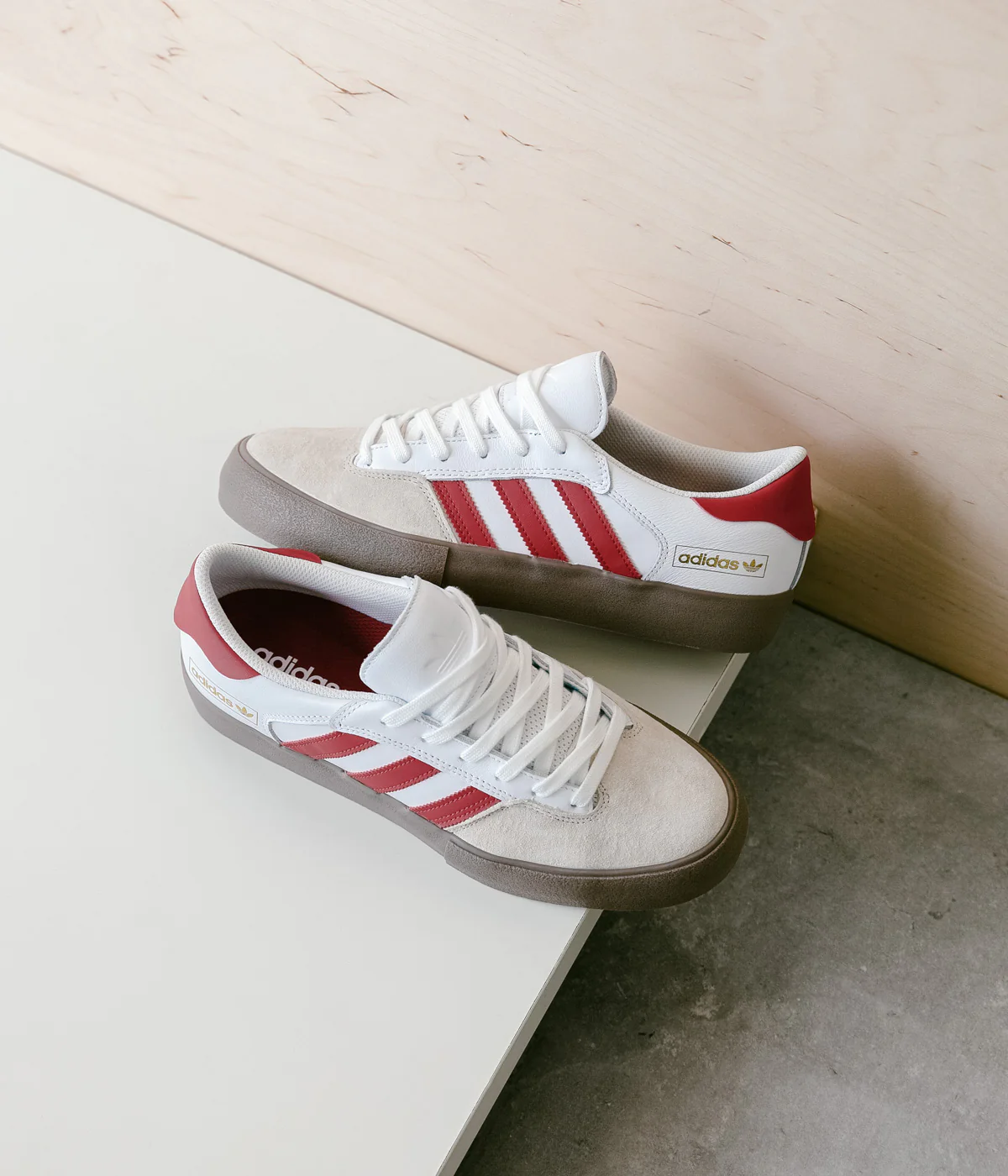 Adidas Matchbreak Super Shoes - White / Power Red / Gum - Image 9
