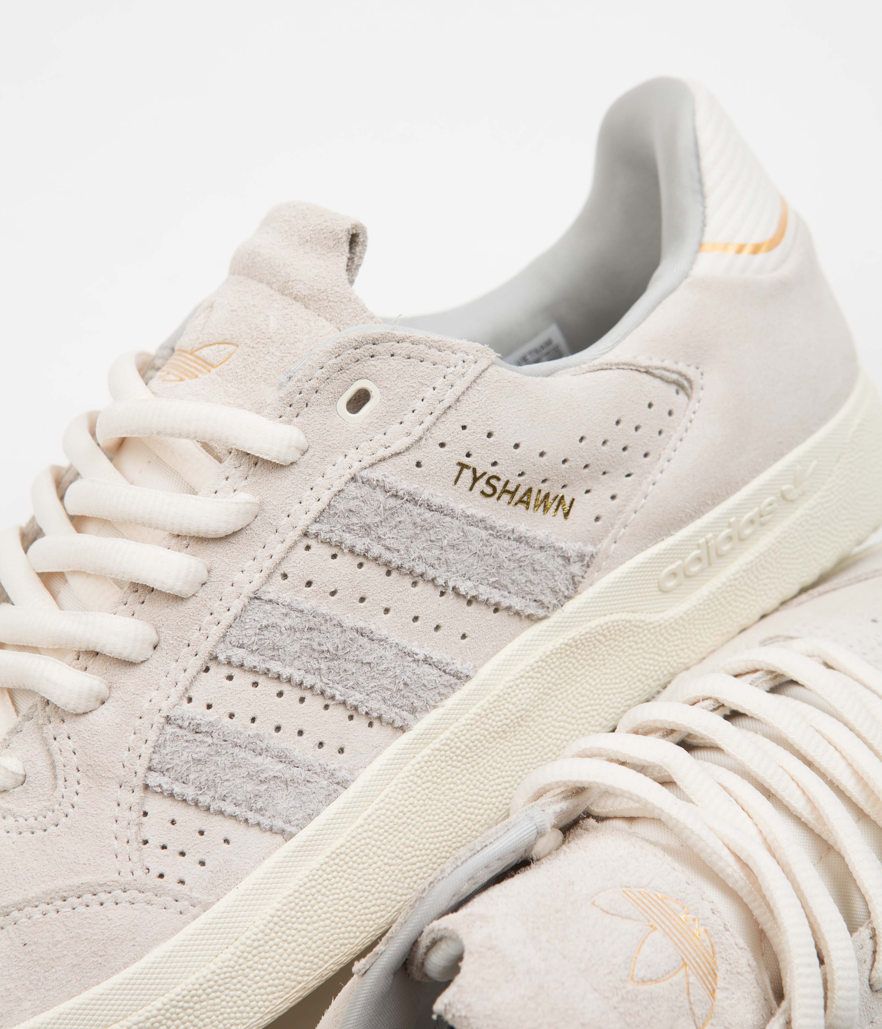 Adidas Tyshawn Low Shoes - Chalk White / Grey One / Cream White - Image 3