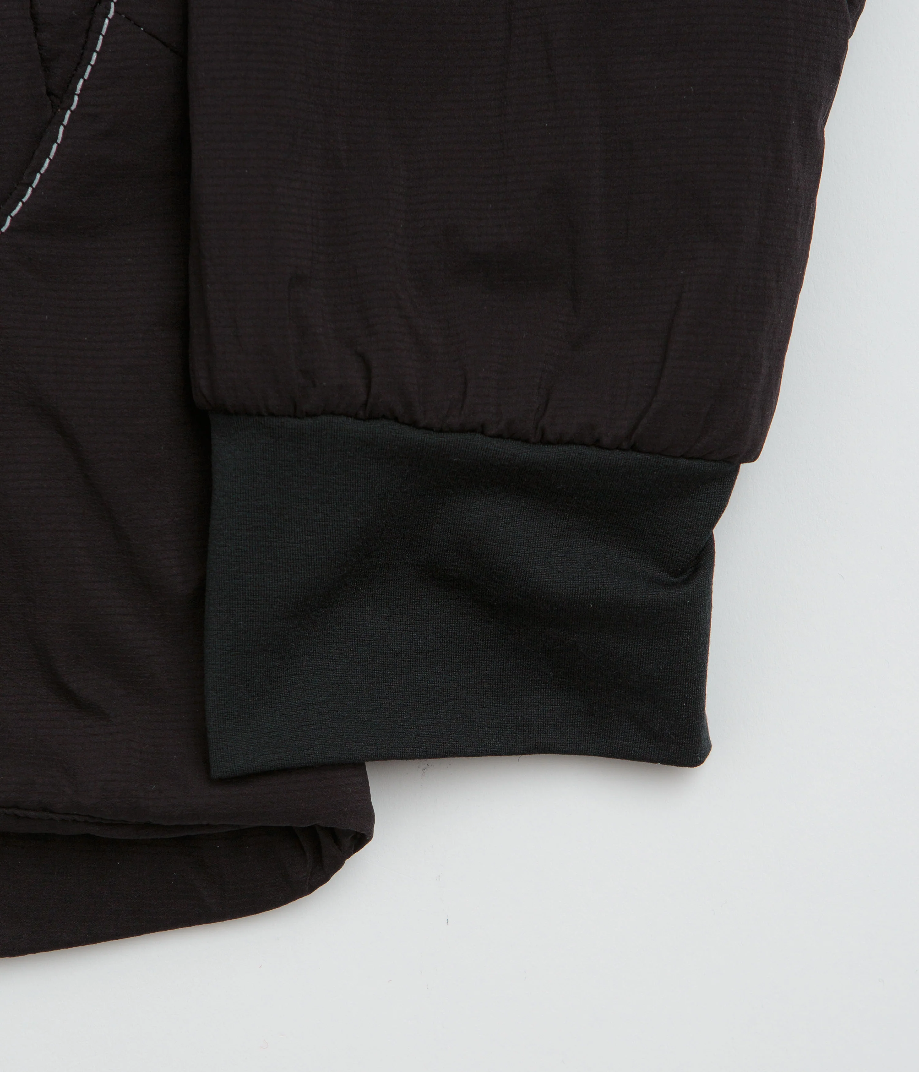 and wander Alpha Air Full Zip Hoodie - Black - Image 9