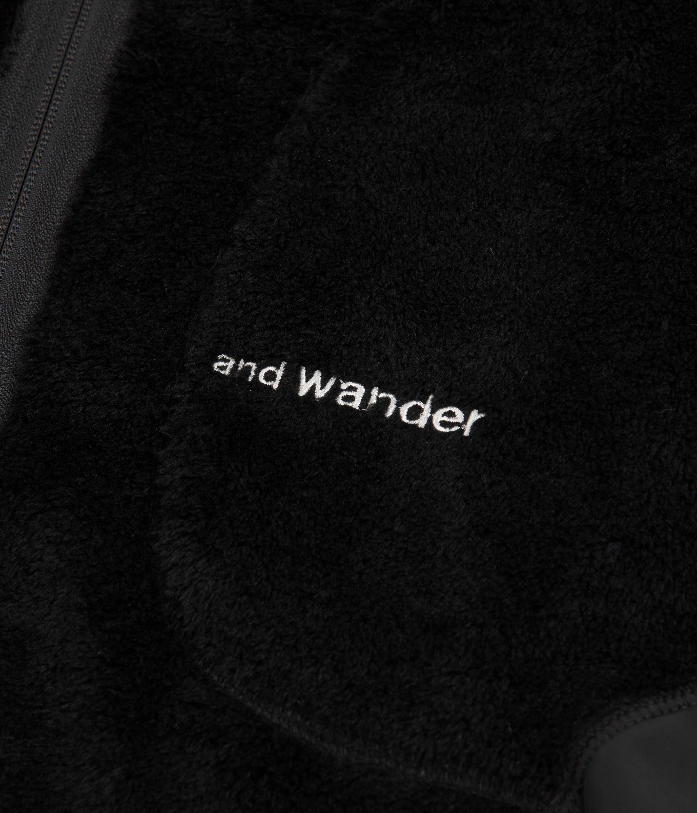 and wander High Loft Fleece - Black - Image 3