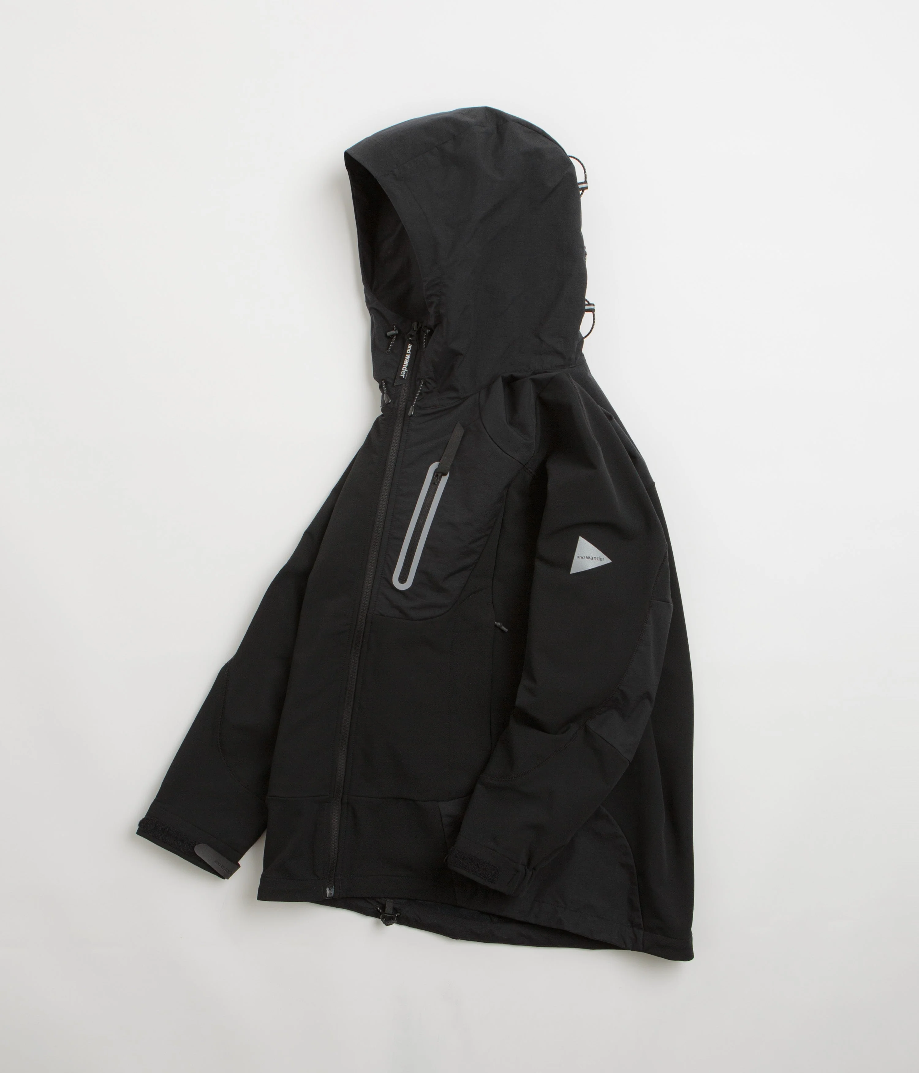 and wander Stretch Shell Jacket - Black - Image 3