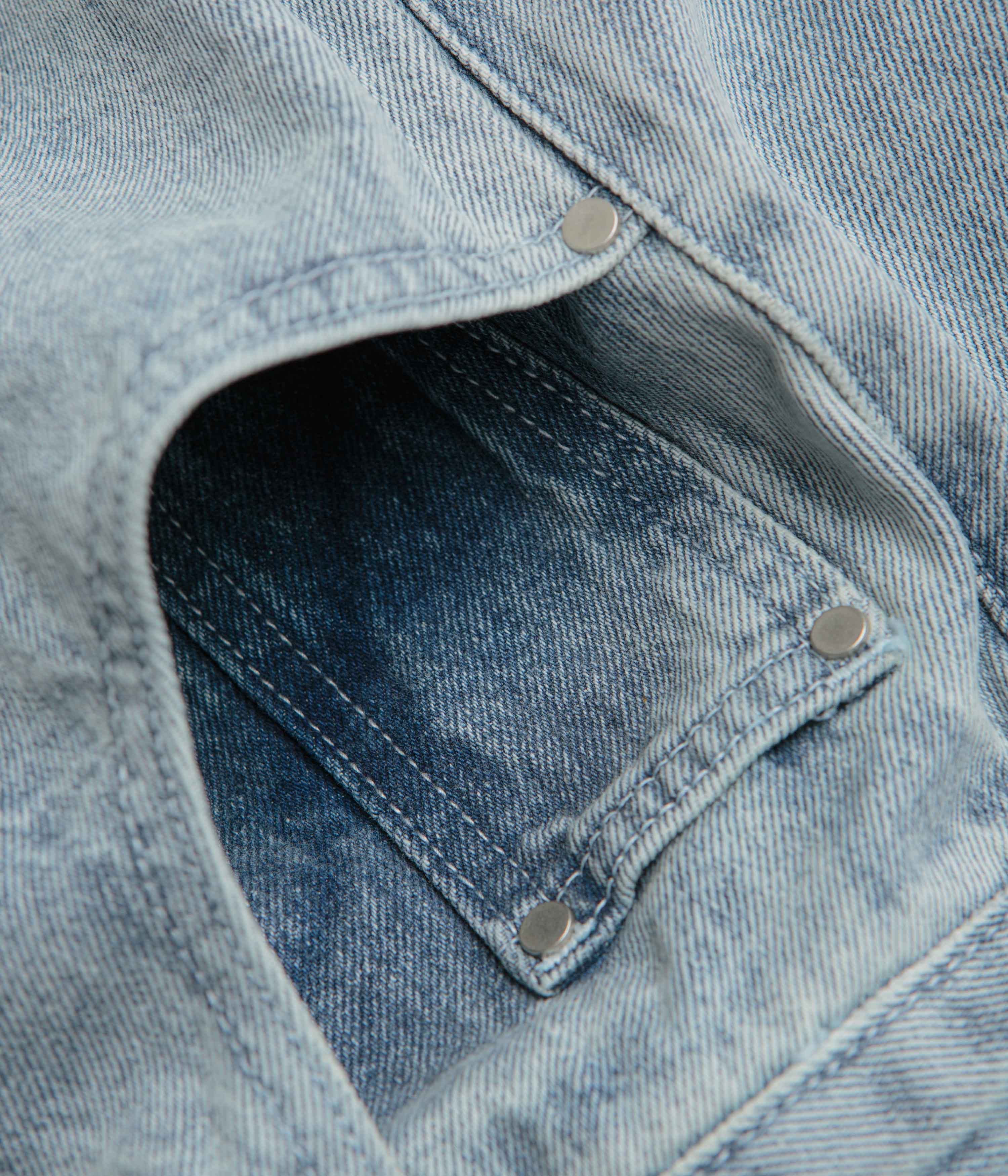Baglady Carpenter Jeans - Light Wash - Image 9