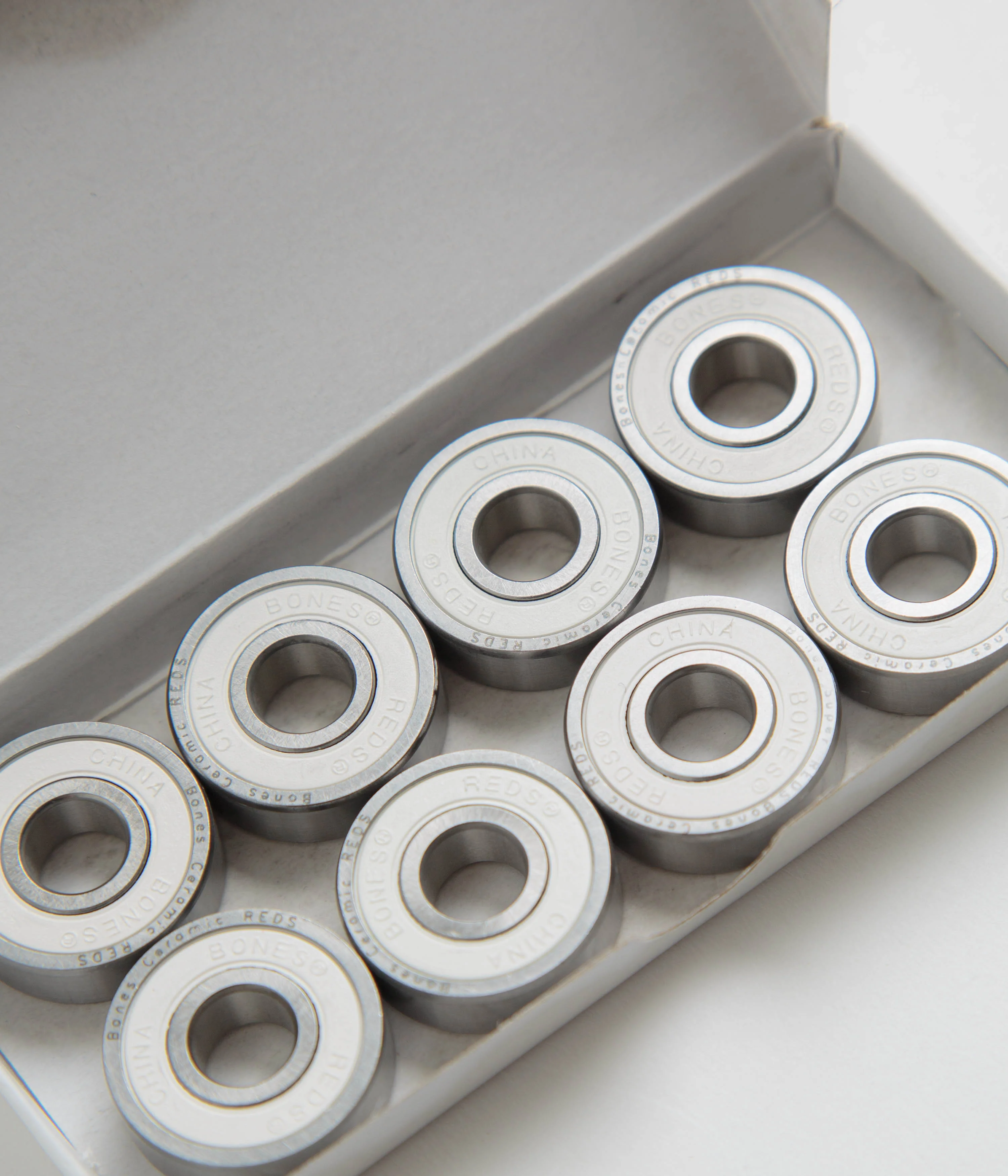 Bones Ceramic Super Reds Bearings - 8 Pack - Image 2