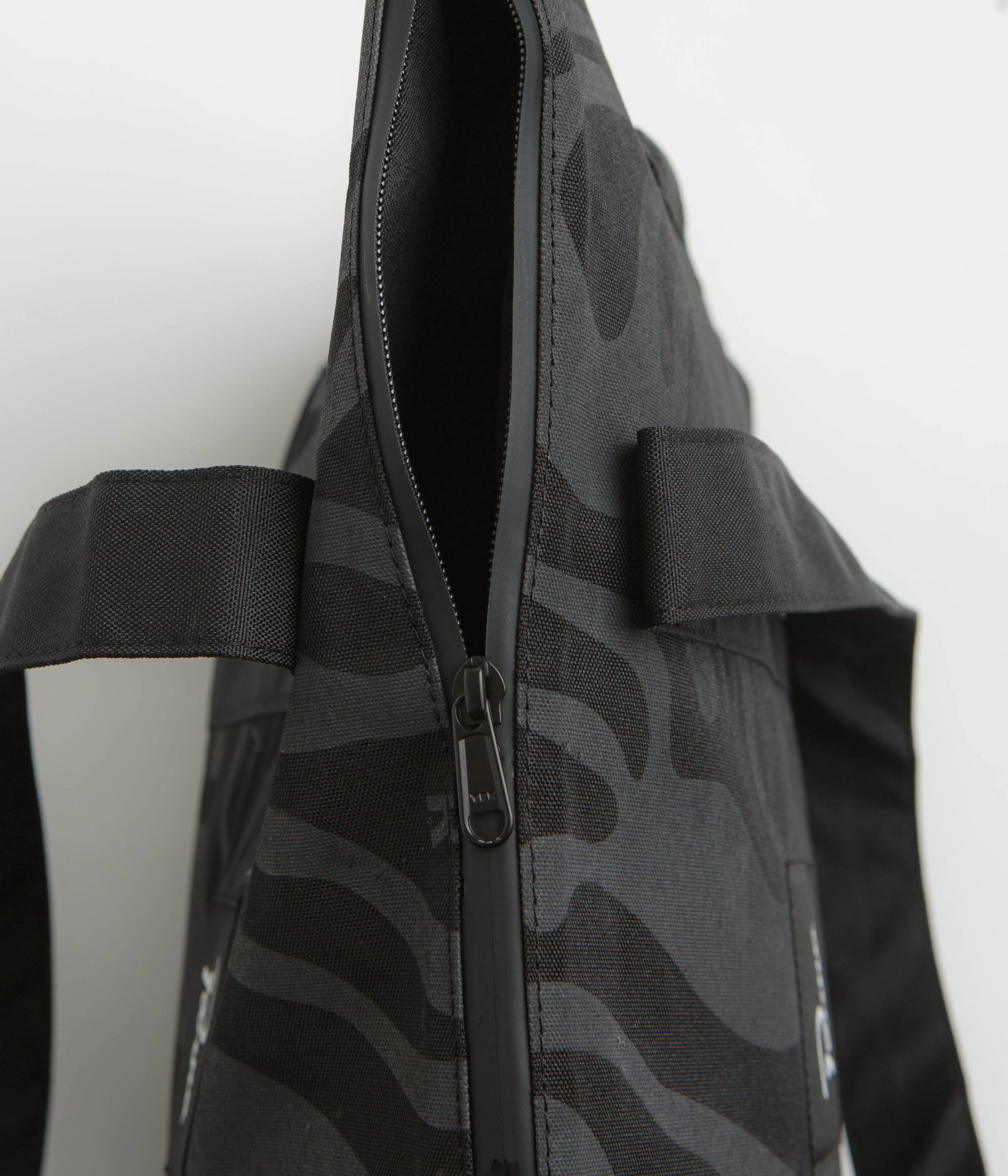 by Parra The Blob Bag - Black - Image 3