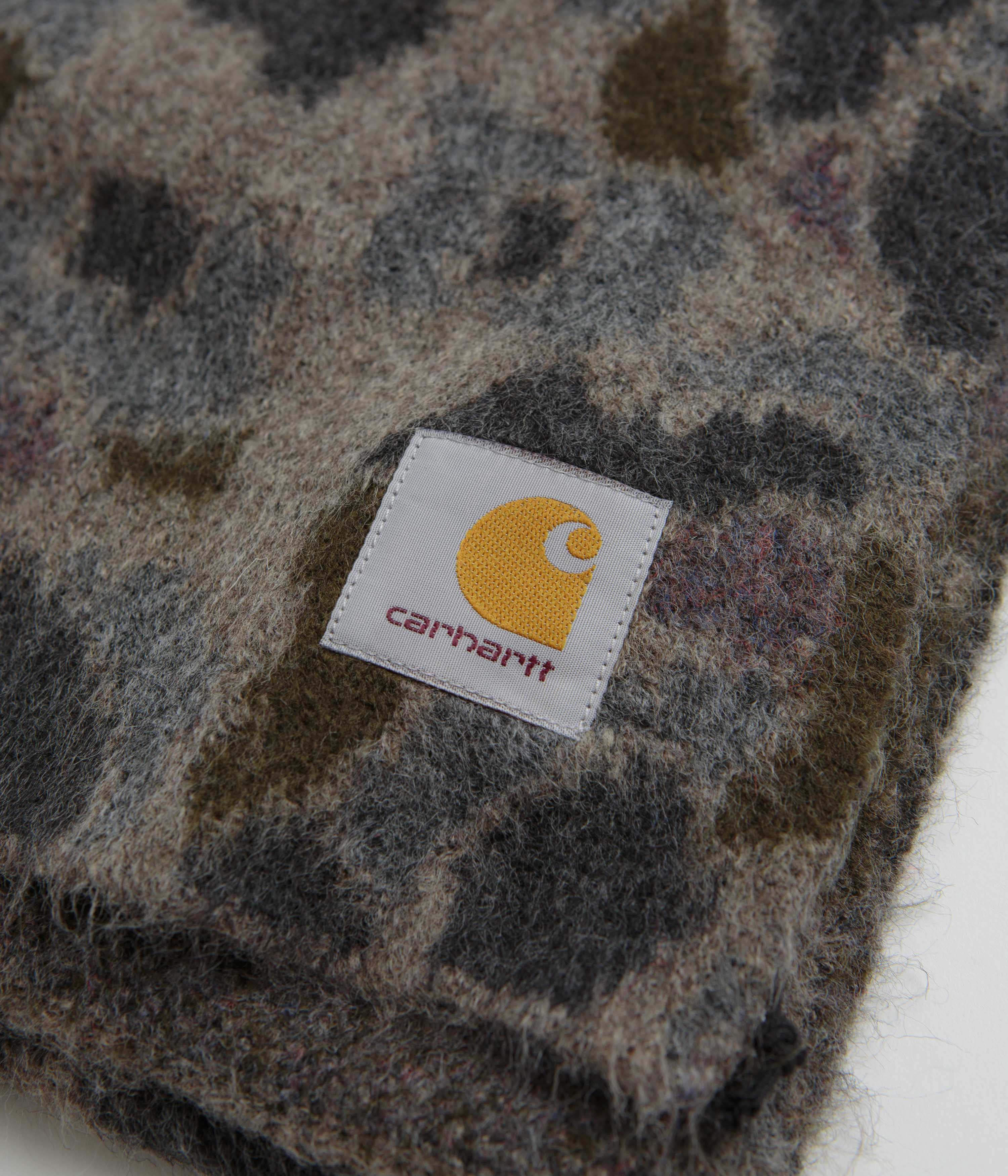 Carhartt Palmer Scarf - Camo Duck Jacquard / Grey - Image 2