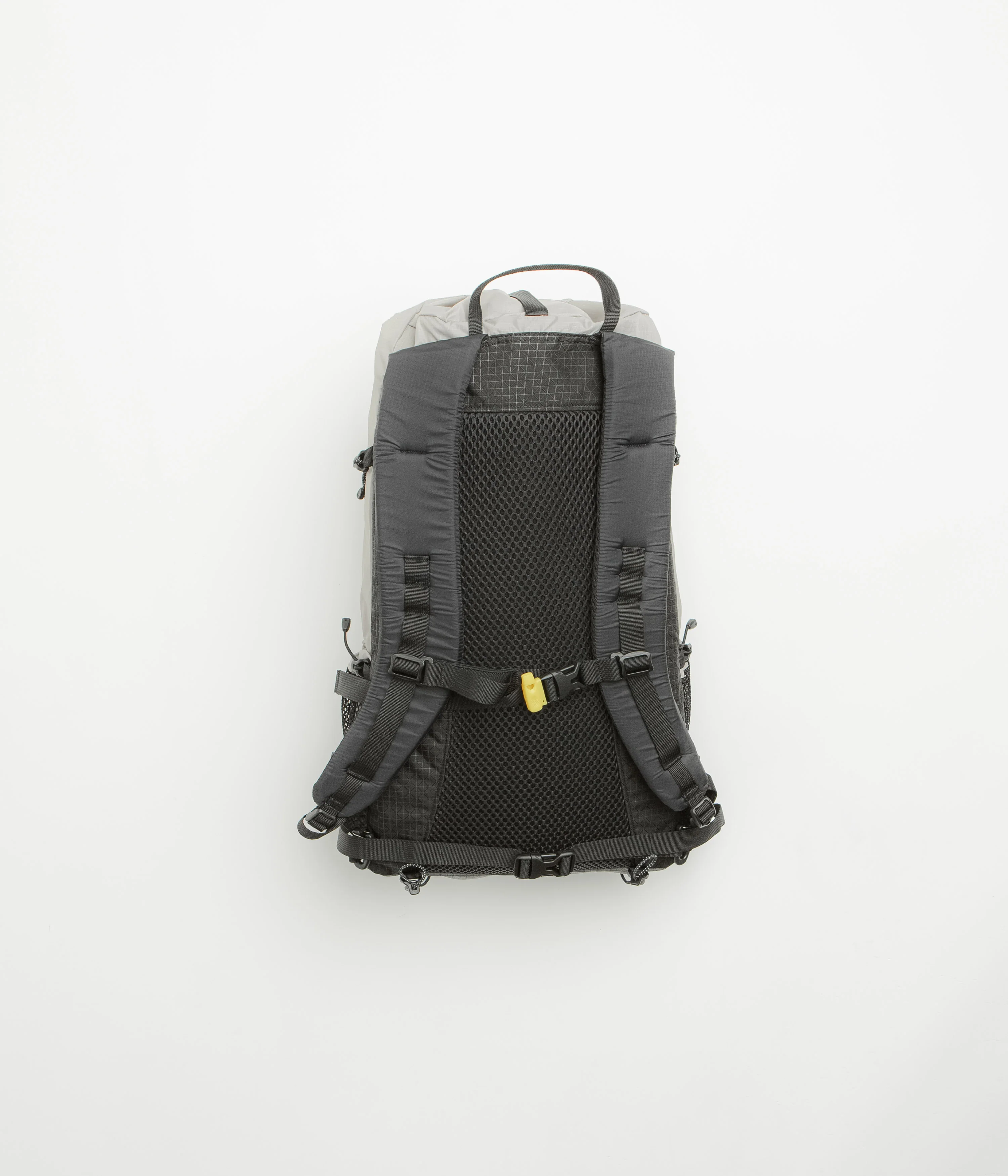 Cayl Biseul B-Grid Backpack - Grey - Image 3