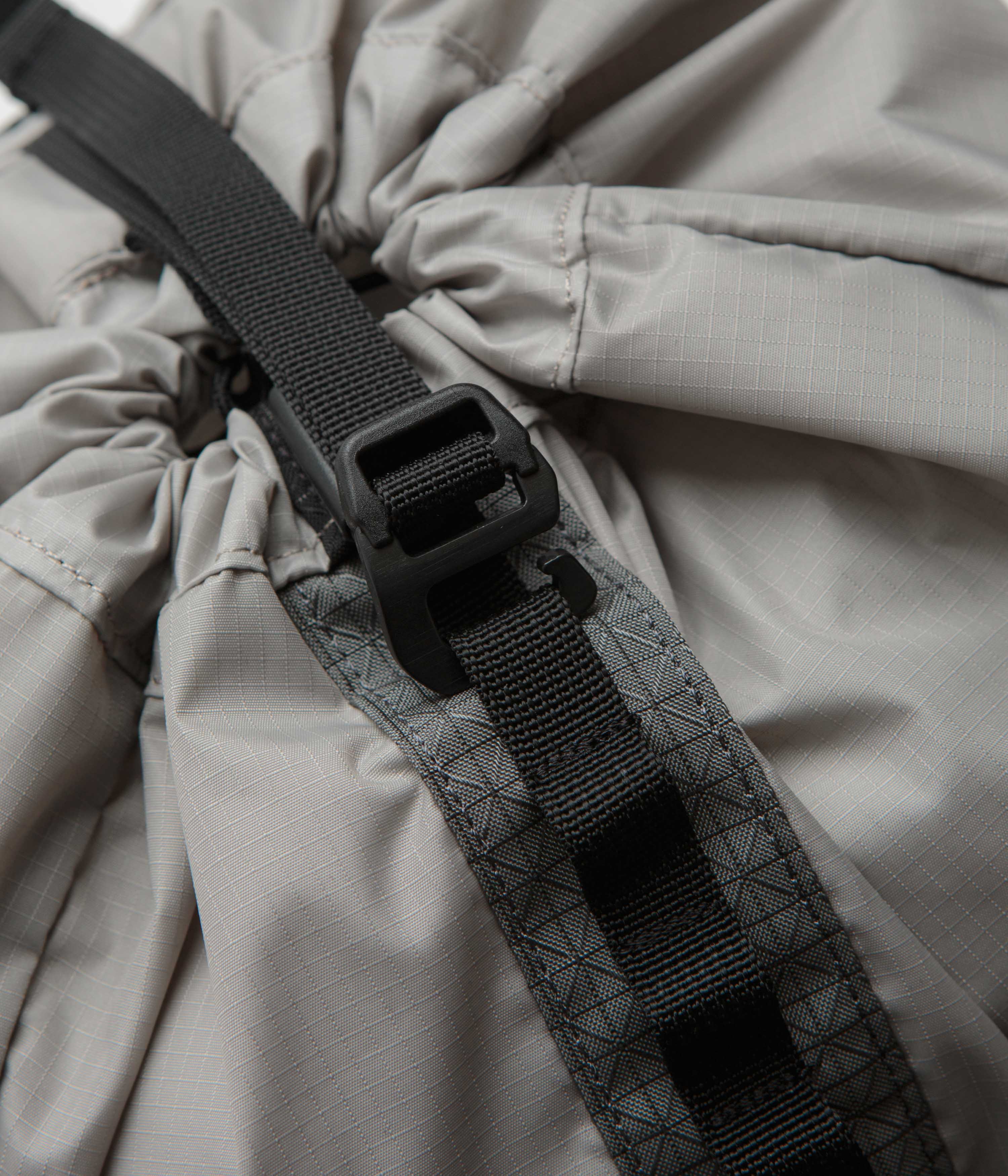 Cayl Biseul B-Grid Backpack - Grey - Image 7