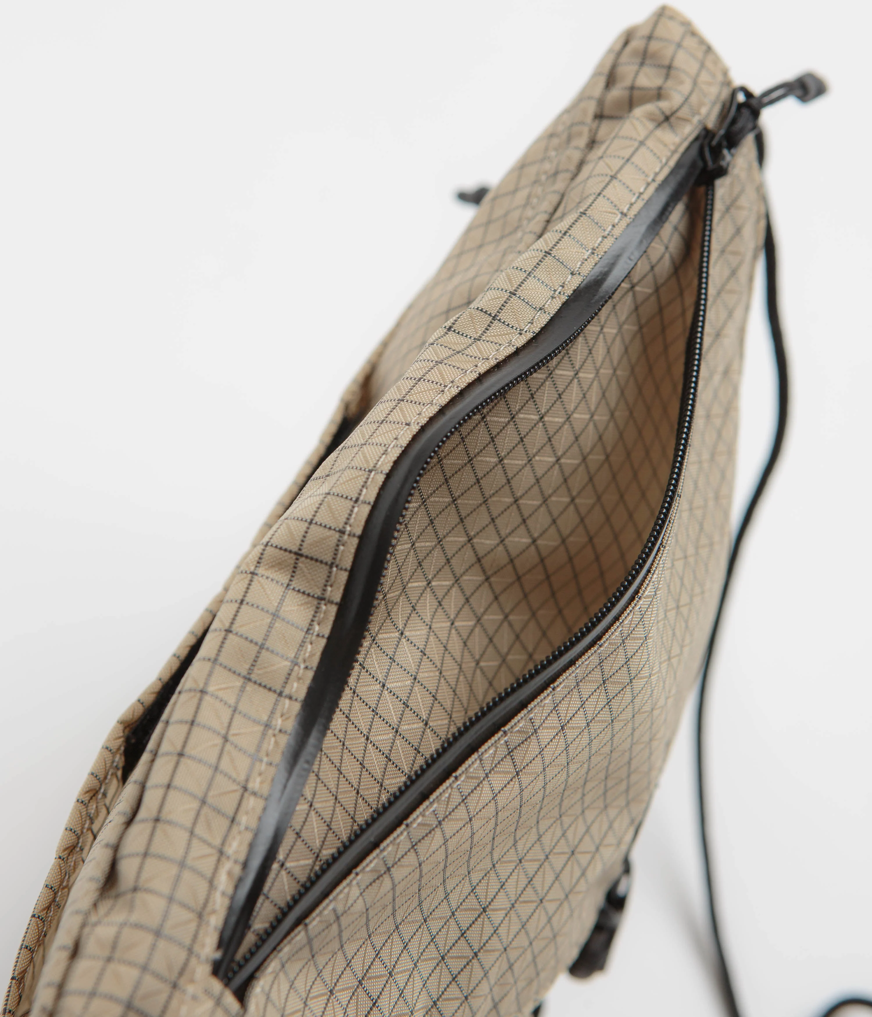 Cayl Seorak 5 B-Grid Solid Bag - Beige - Image 6