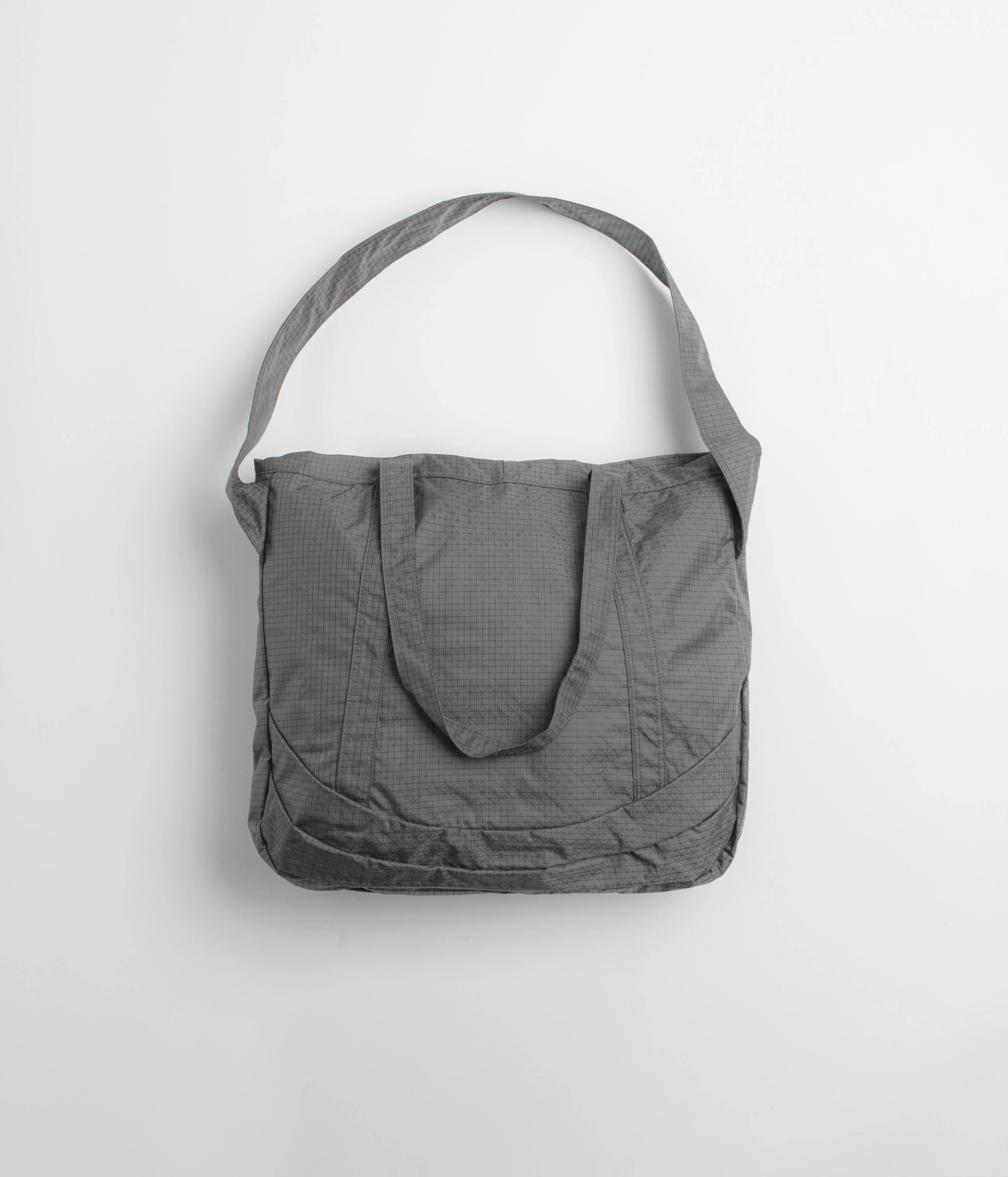Cayl Trail B-Grid Tote Bag - Grey - Image 2