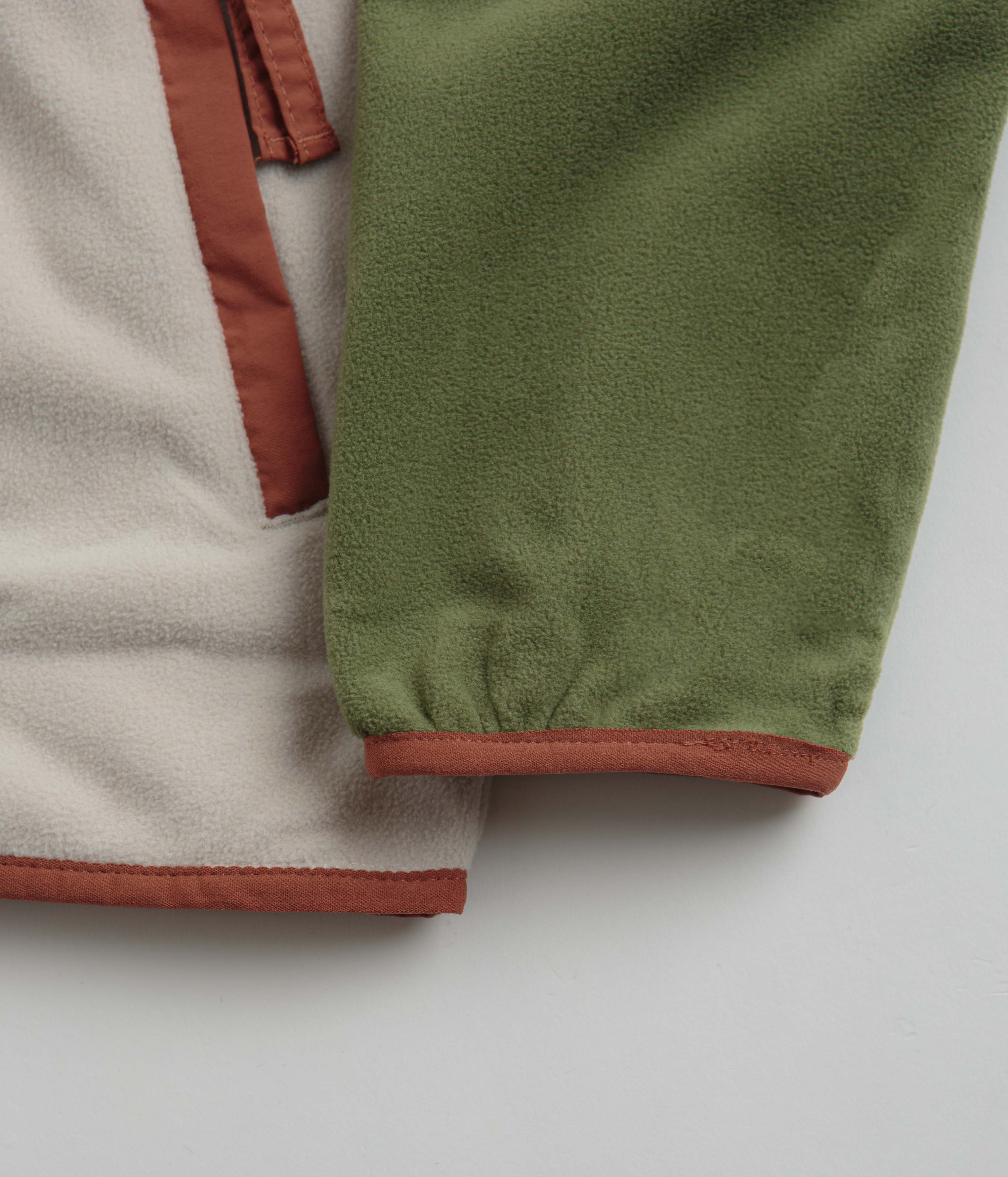 Columbia Back Bowl Lightweight Fleece - Canteen / Dark Stone / Auburn - Image 4