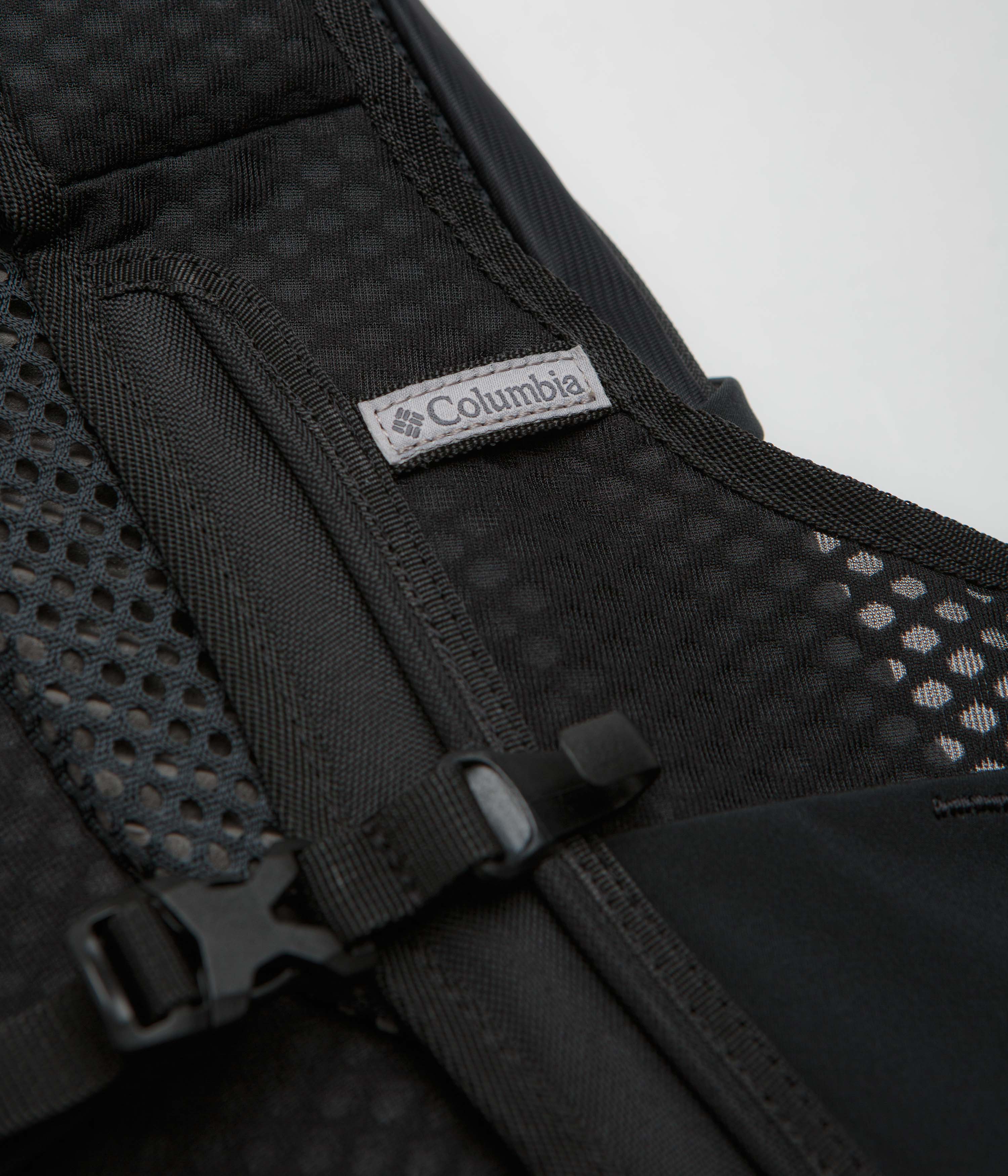 Columbia Blackcomb Ridge 18L Backpack - Black - Image 5