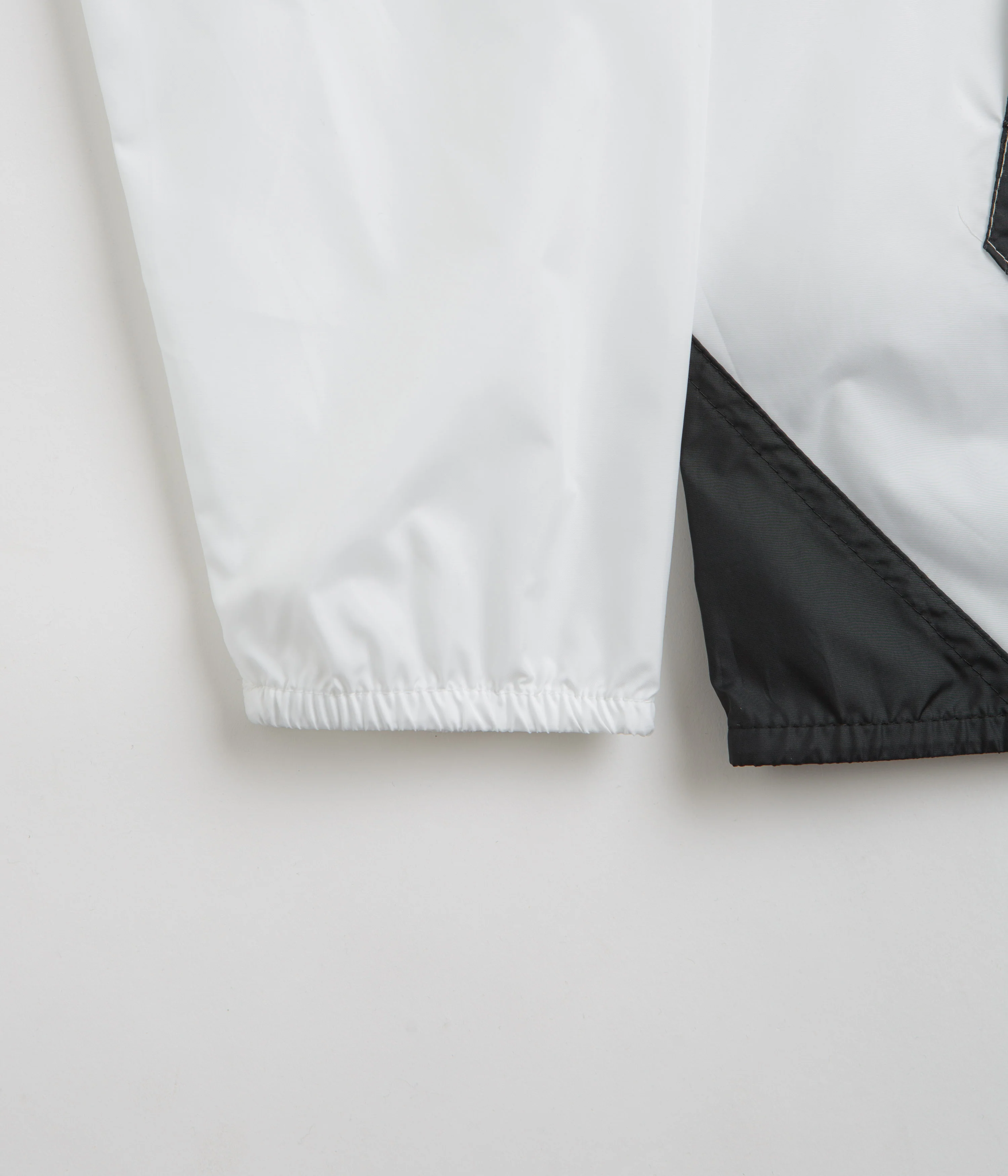 Columbia Challenger II Windbreaker Jacket - White / Black / White - Image 2