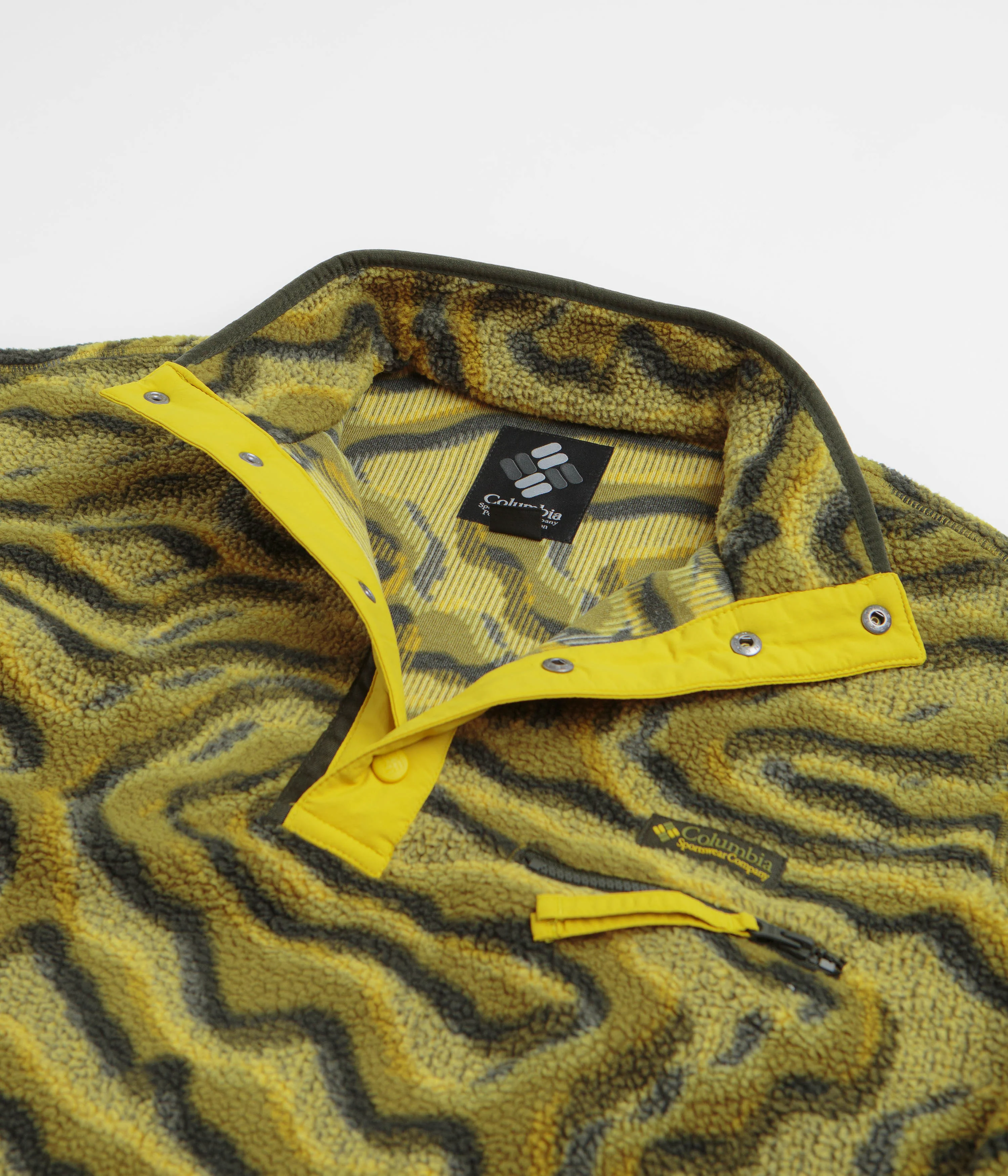 Columbia Helvetia II Printed Half Snap Fleece - Mossy Green / Topoglitch - Image 5