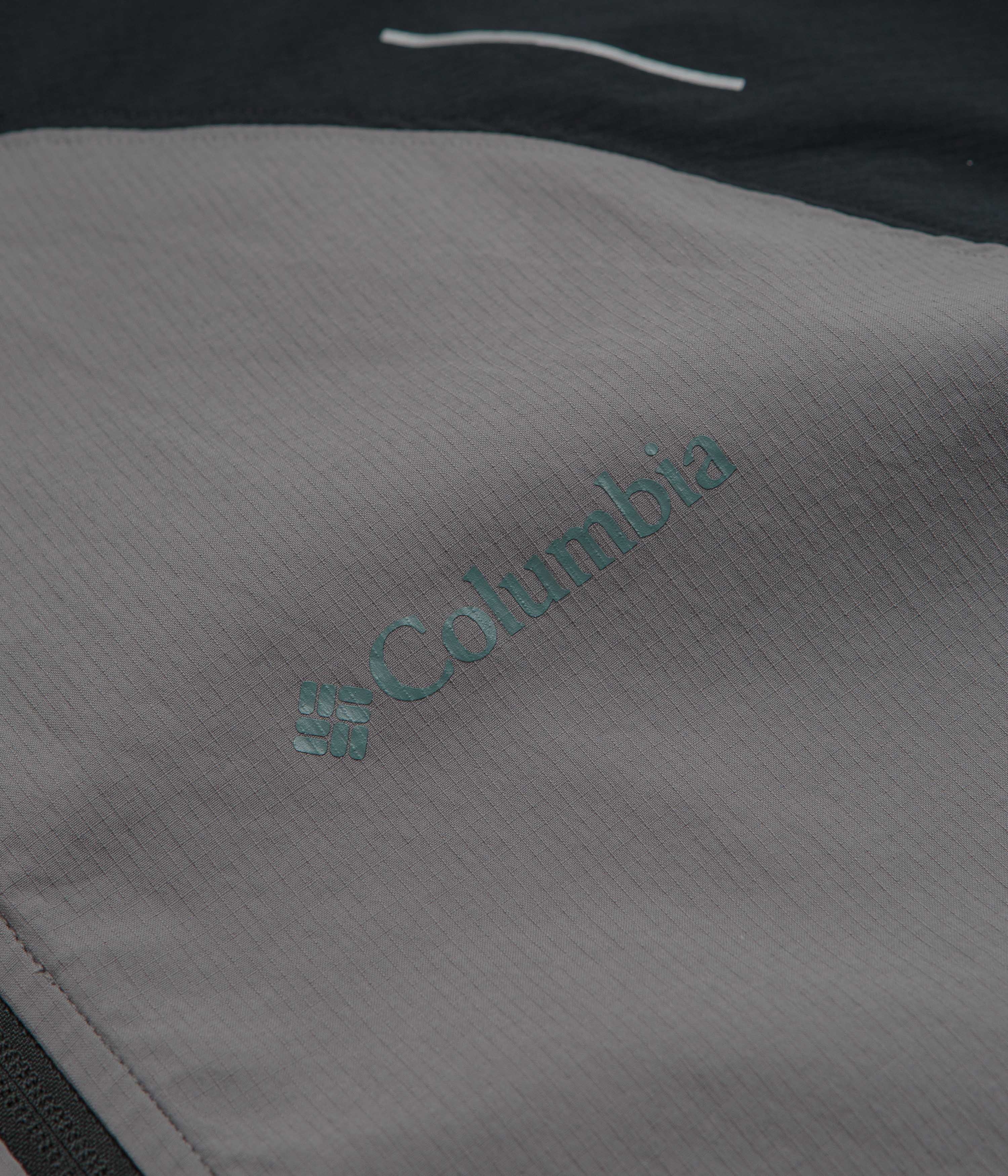 Columbia Tech II Wind Full Zip Jacket - Black / Columbia Grey - Image 5