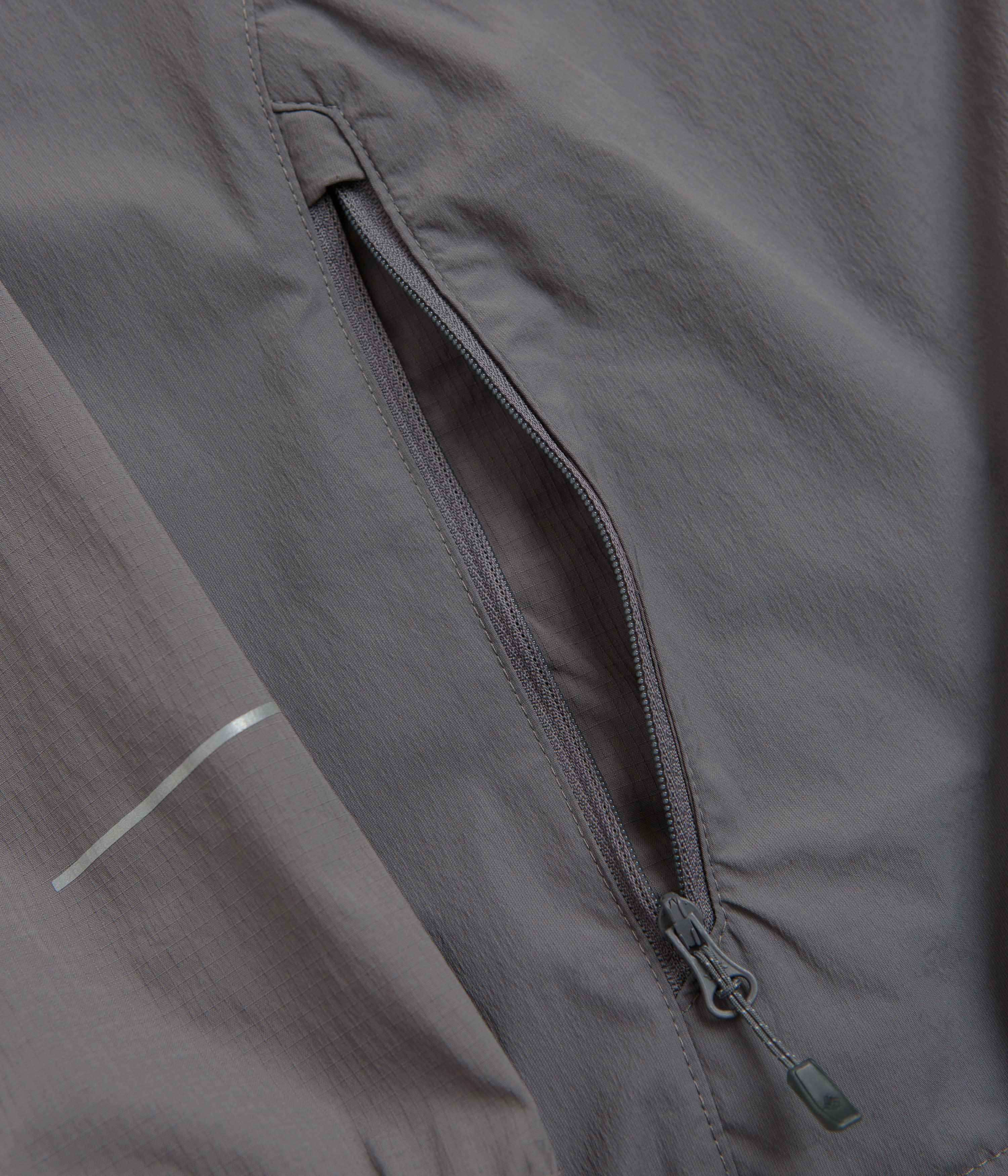 Columbia Tech II Wind Full Zip Jacket - City Grey / Collegiate Navy - Image 6