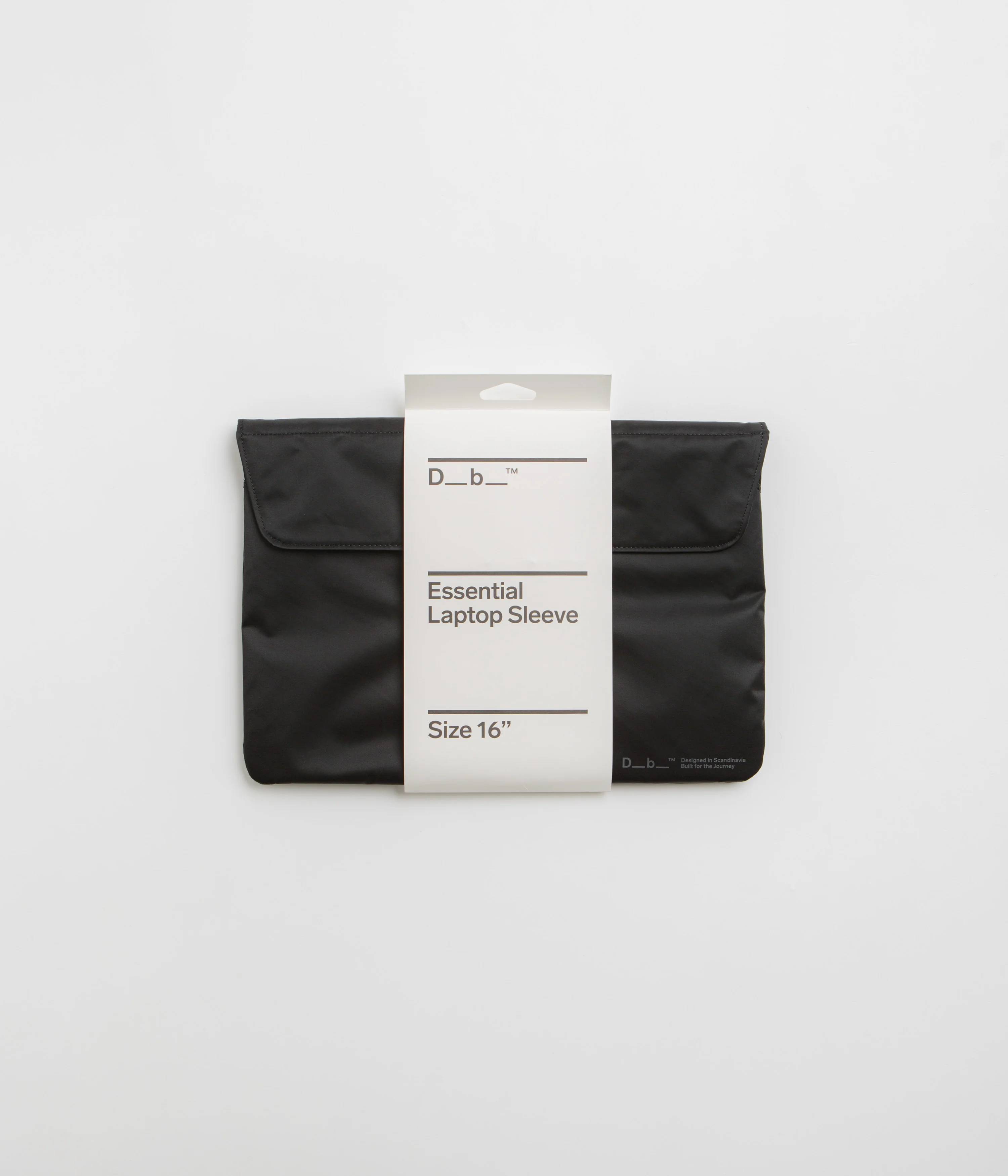 D_b_ Essential 16" Laptop Sleeve - Black Out - Image 6