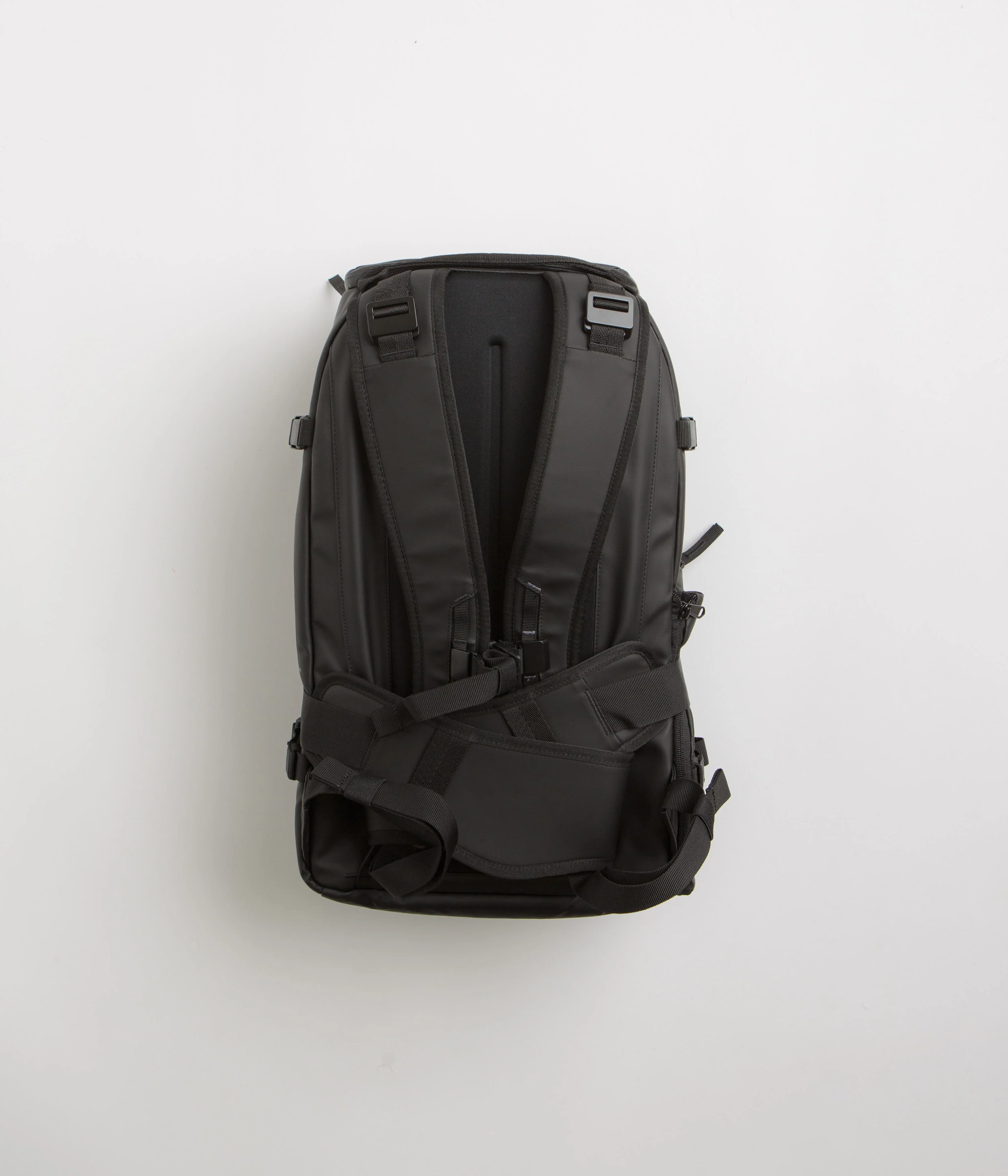 D_b_ Ramverk 26L Pro Backpack - Black Out - Image 4