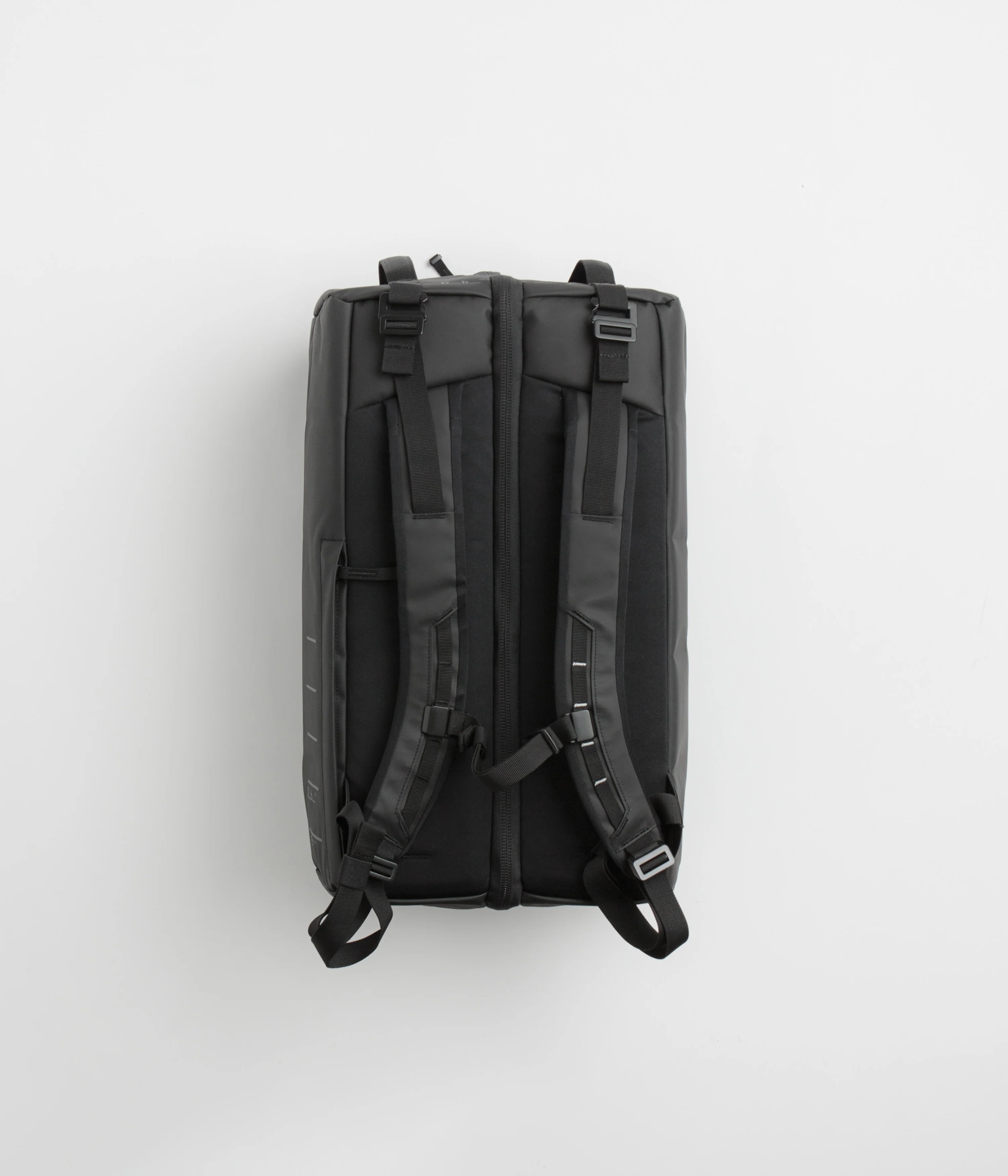 D_b_ Roamer 50L Pro Split Duffel Bag - Black Out - Image 3