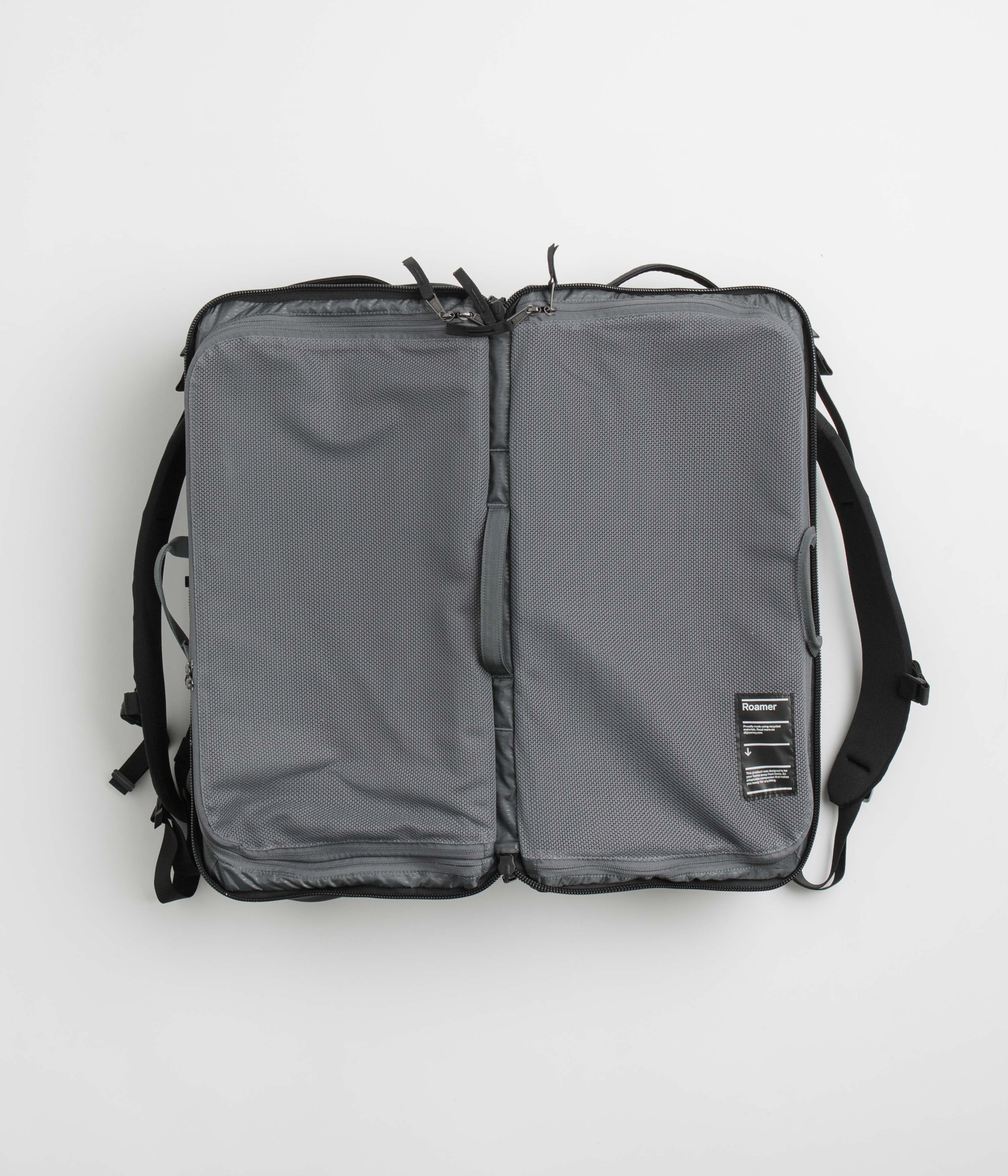 D_b_ Roamer 50L Pro Split Duffel Bag - Black Out - Image 4