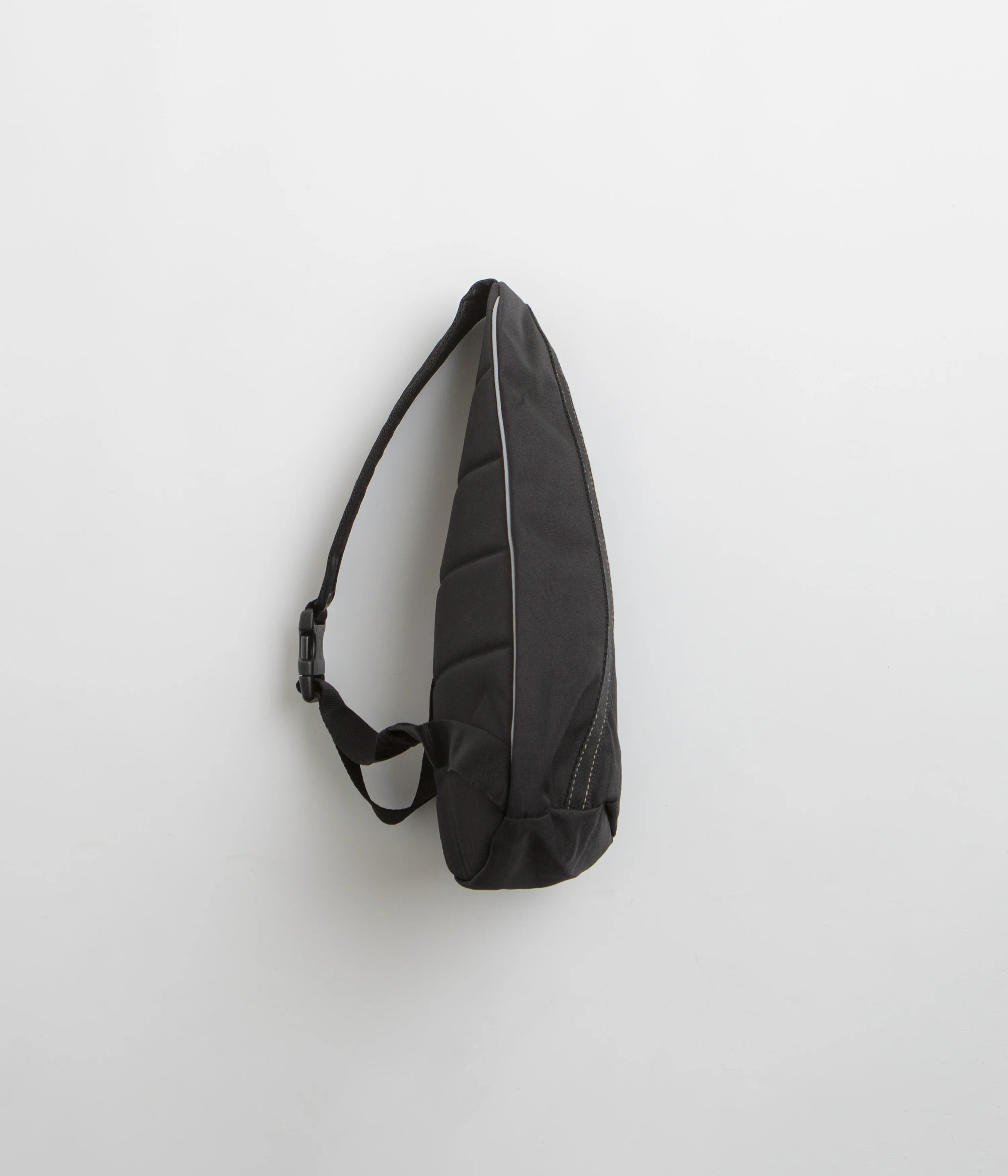 Dickies Ashville Sling Bag - Black - Image 2
