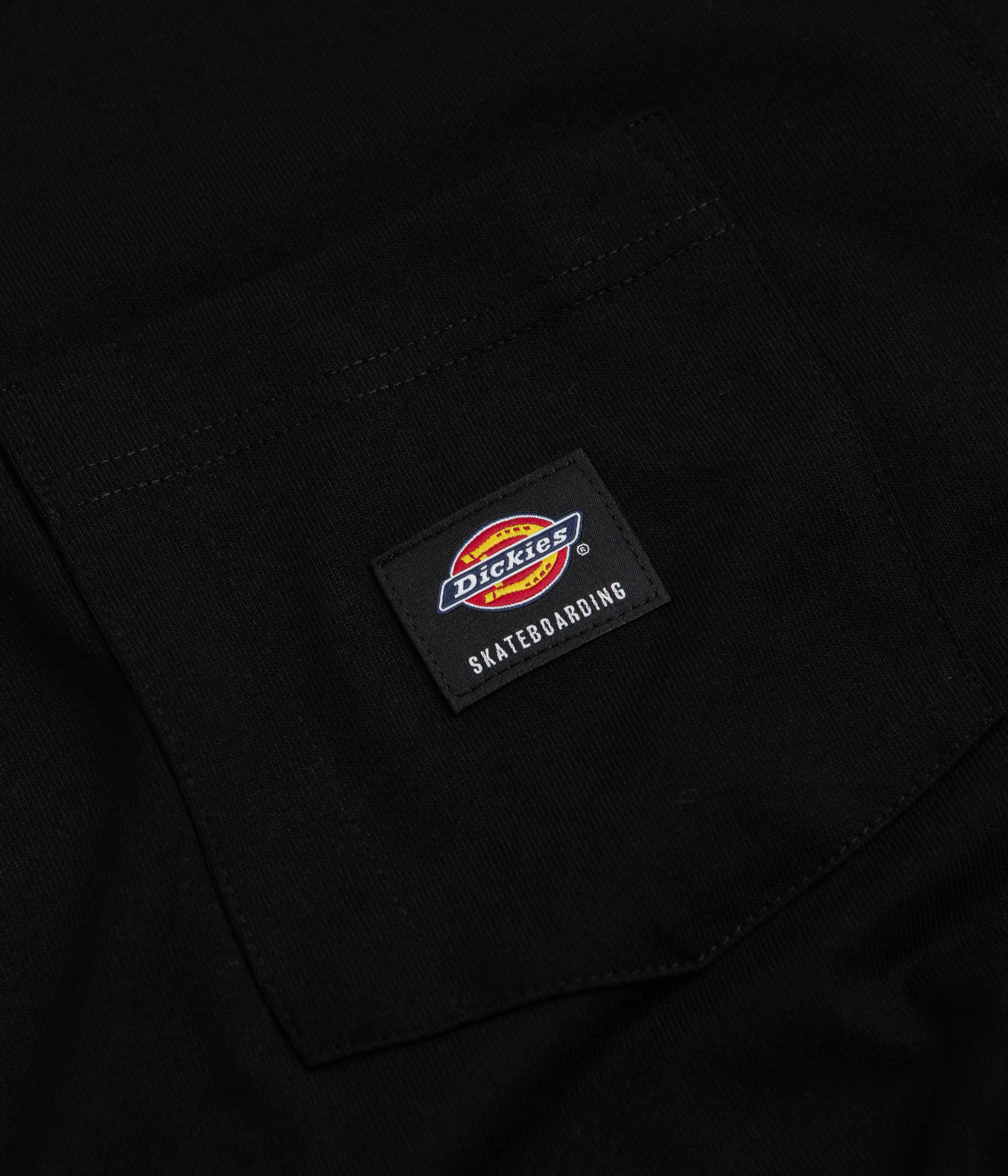 Dickies Mount Vista Pocket Long Sleeve T-Shirt - Black - Image 3
