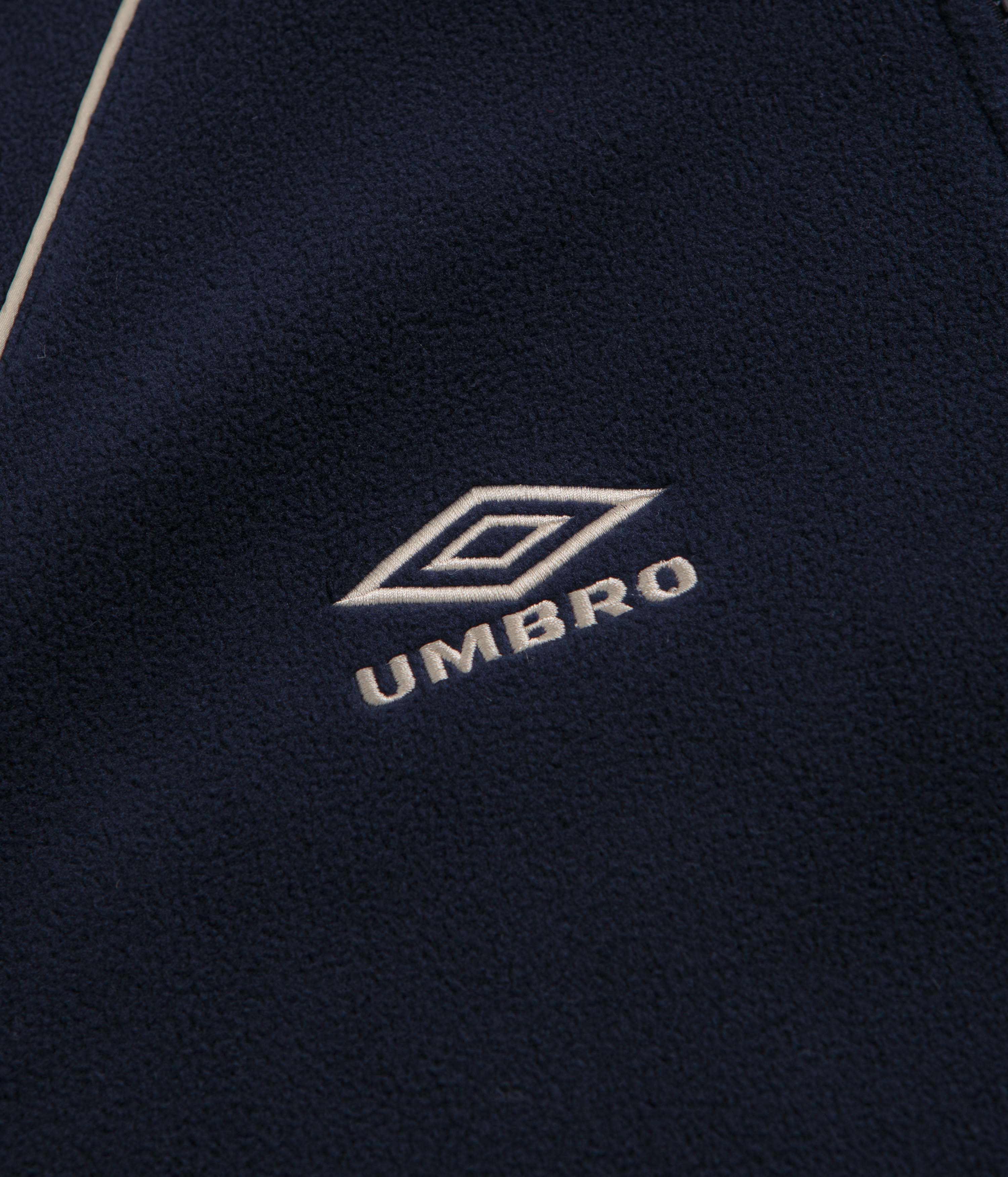 Grand Collection x Umbro 1/4 Zip Micro Fleece - Navy / Cream - Image 5