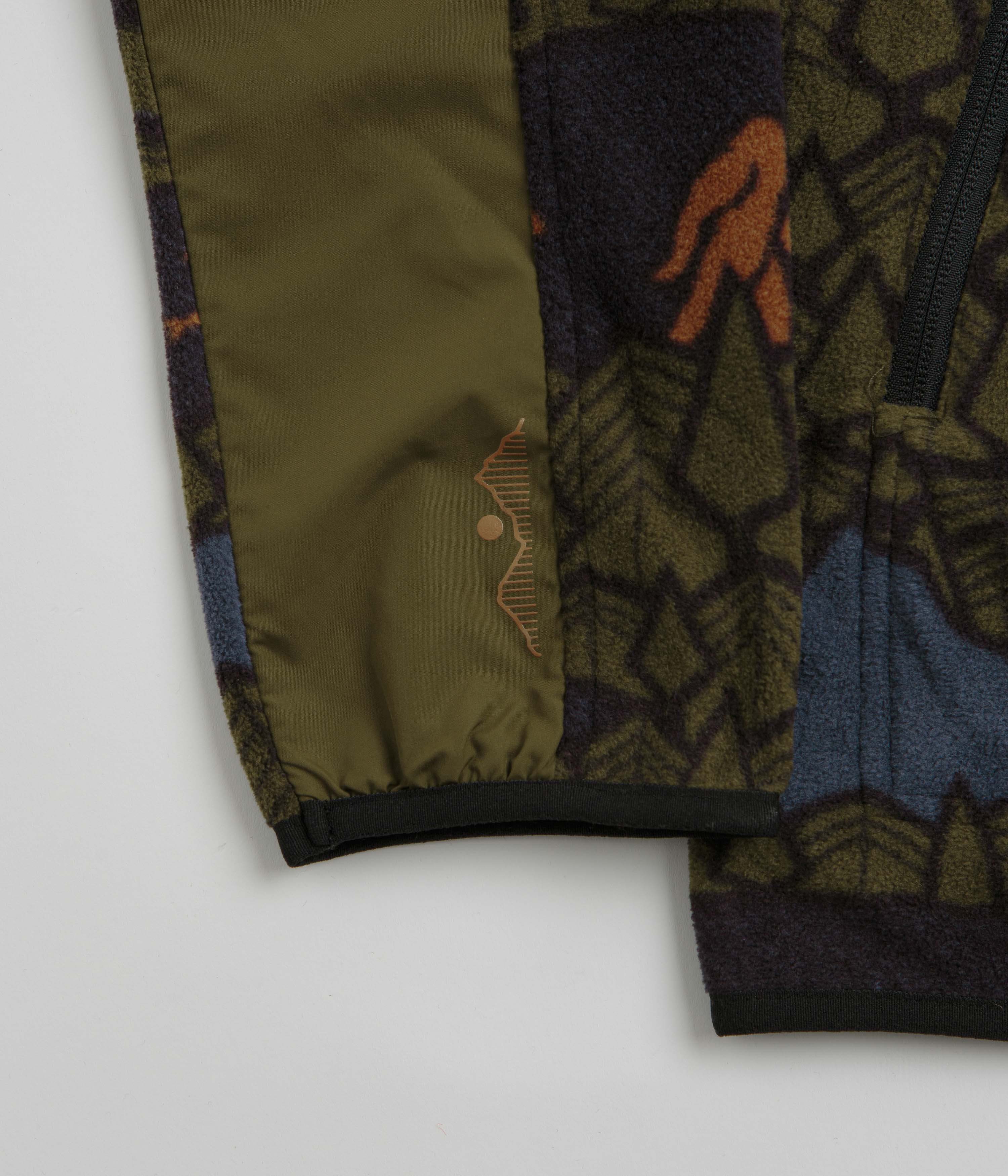 Kavu Teannaway Fleece - Sasquatch Night - Image 5