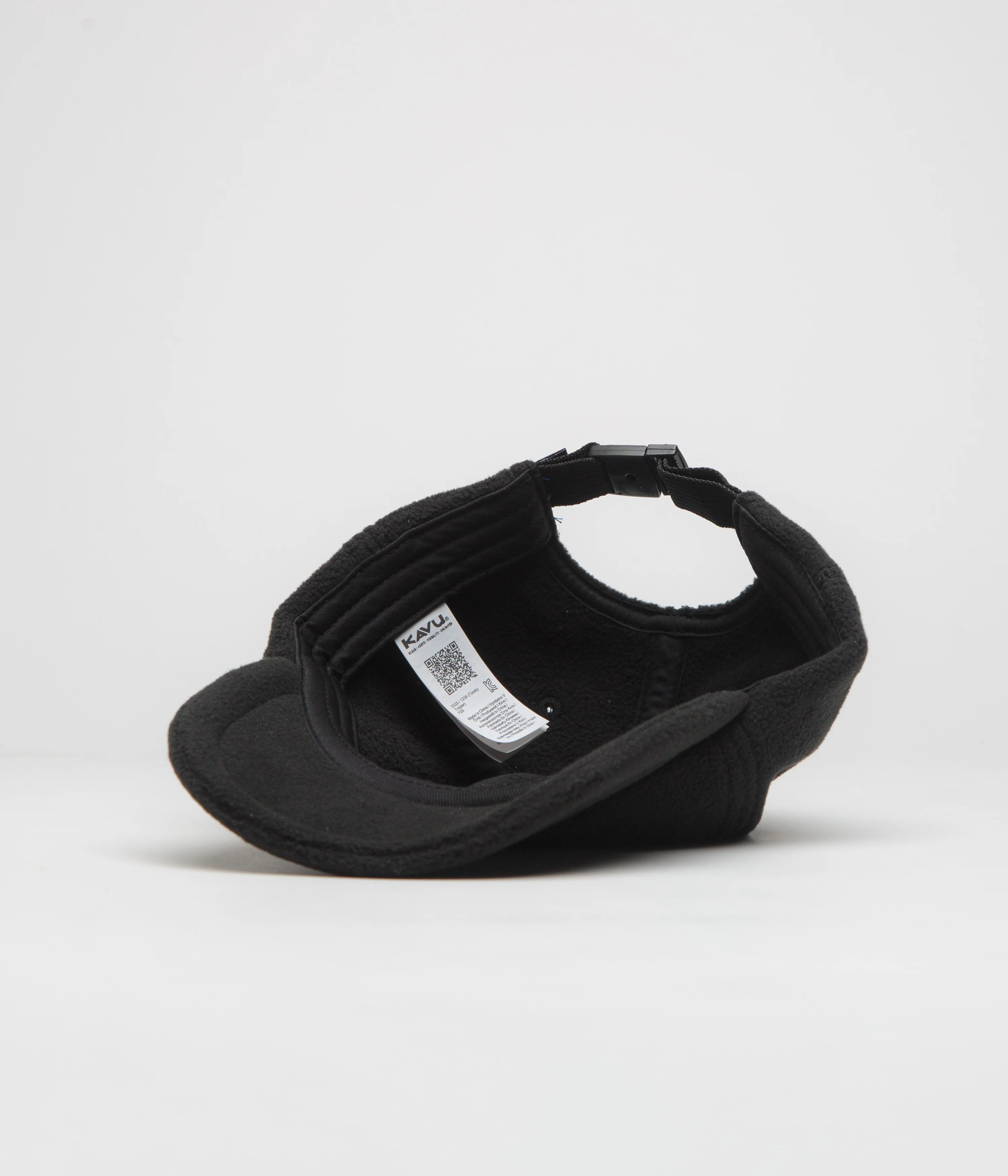 Kavu Toasty Topper Cap - Blackout - Image 4