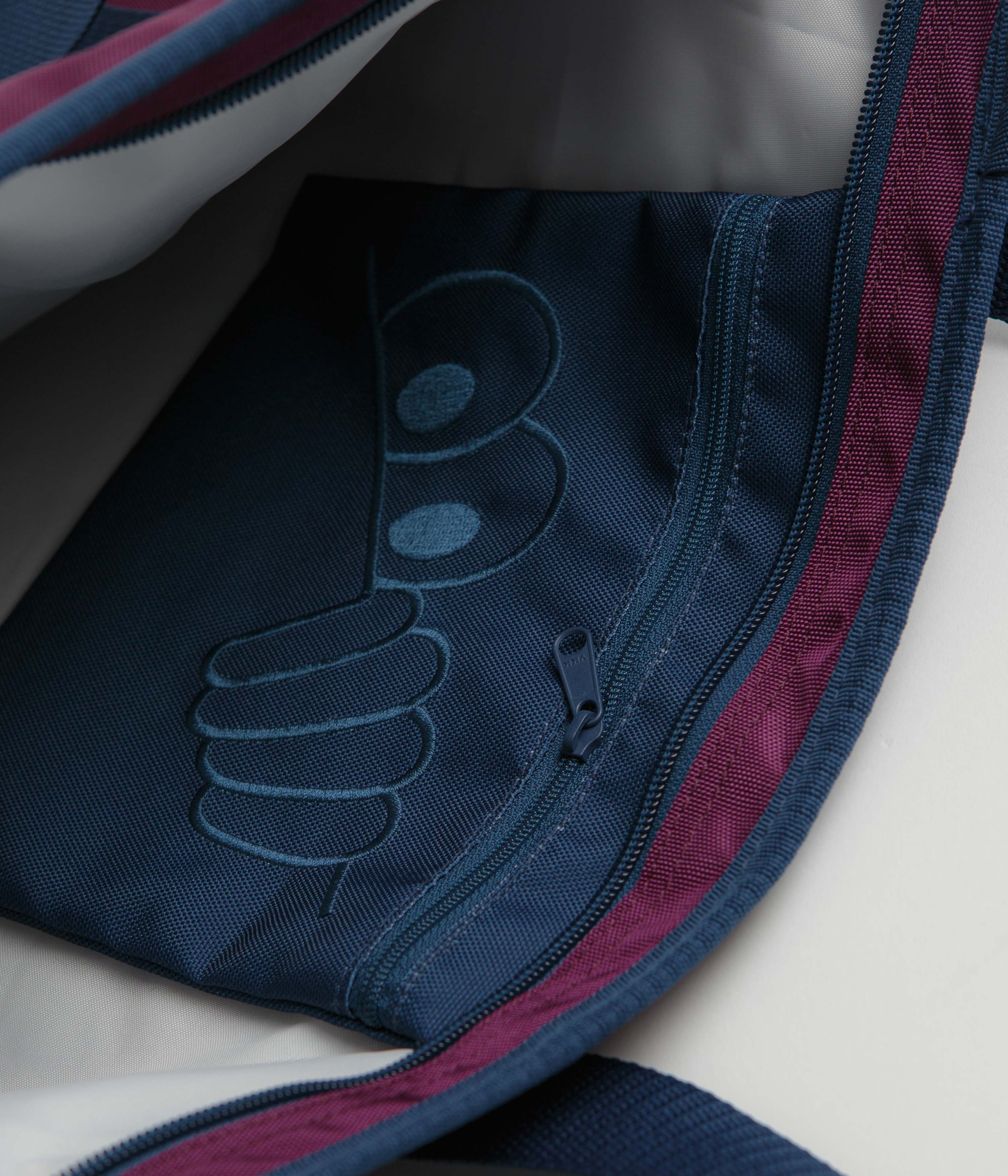 Last Resort AB x Julian Smith Cooler Bag - Plum / Dirty Blue - Image 4