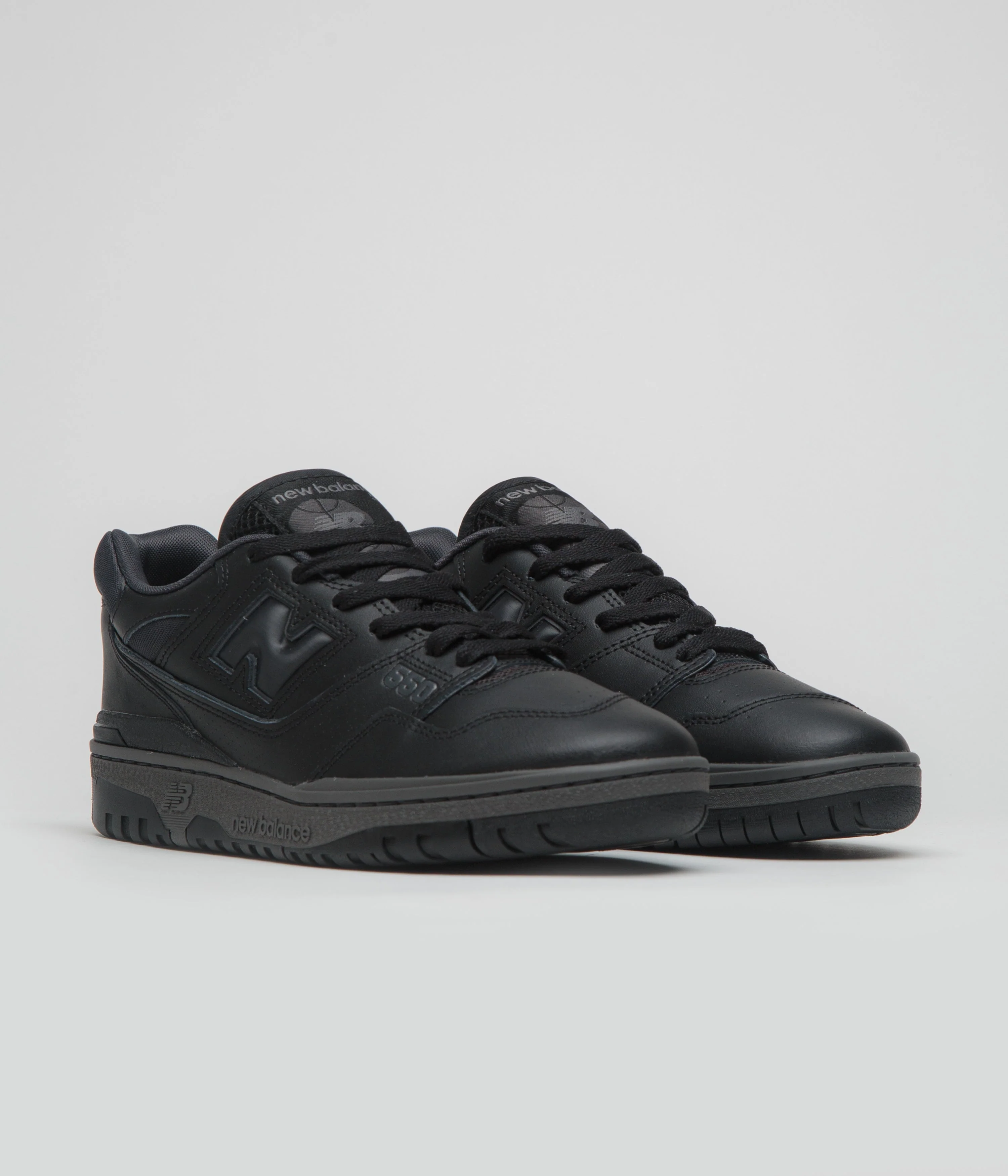 New Balance 550 Shoes - Black - Image 2