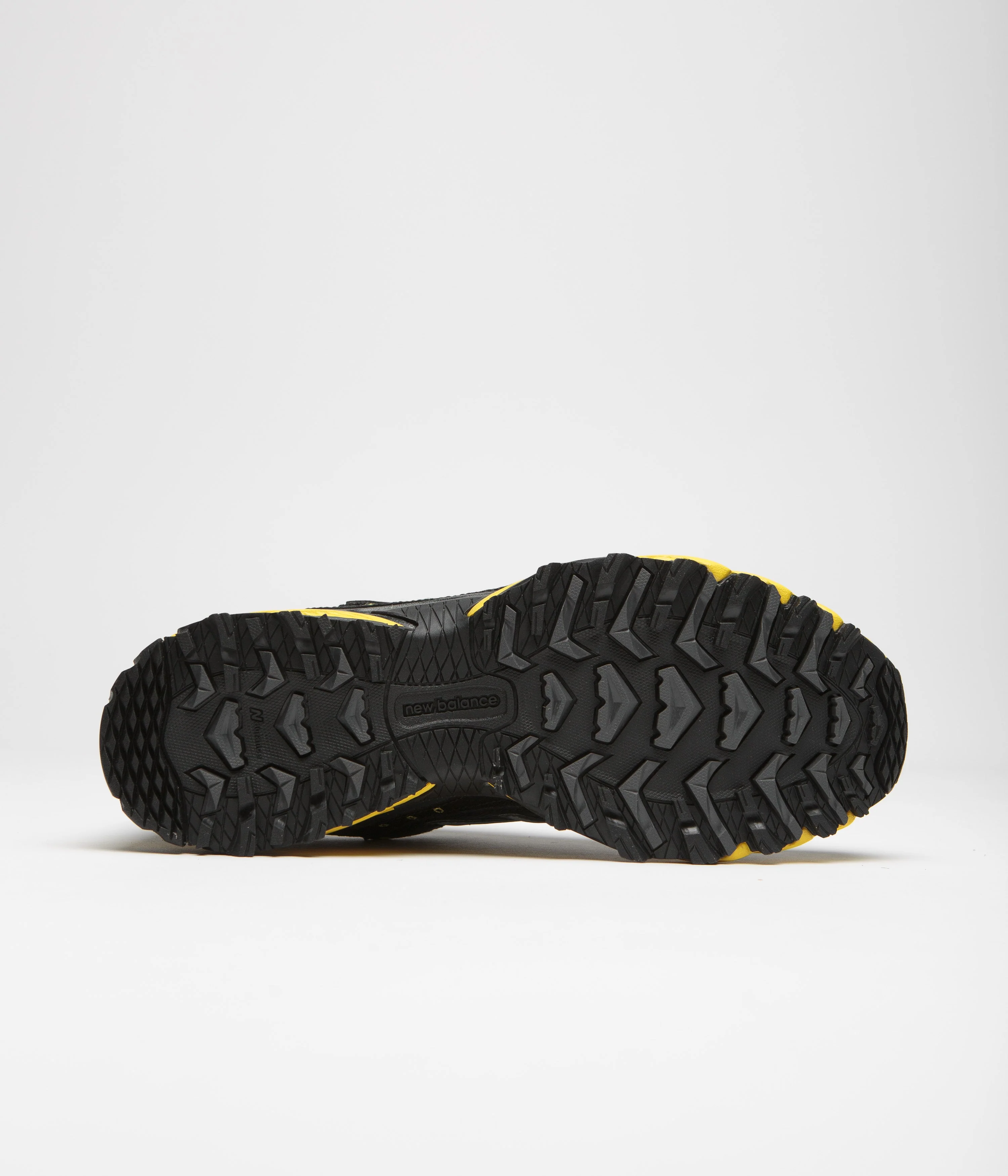 New Balance 610 Shoes - Black - Image 6