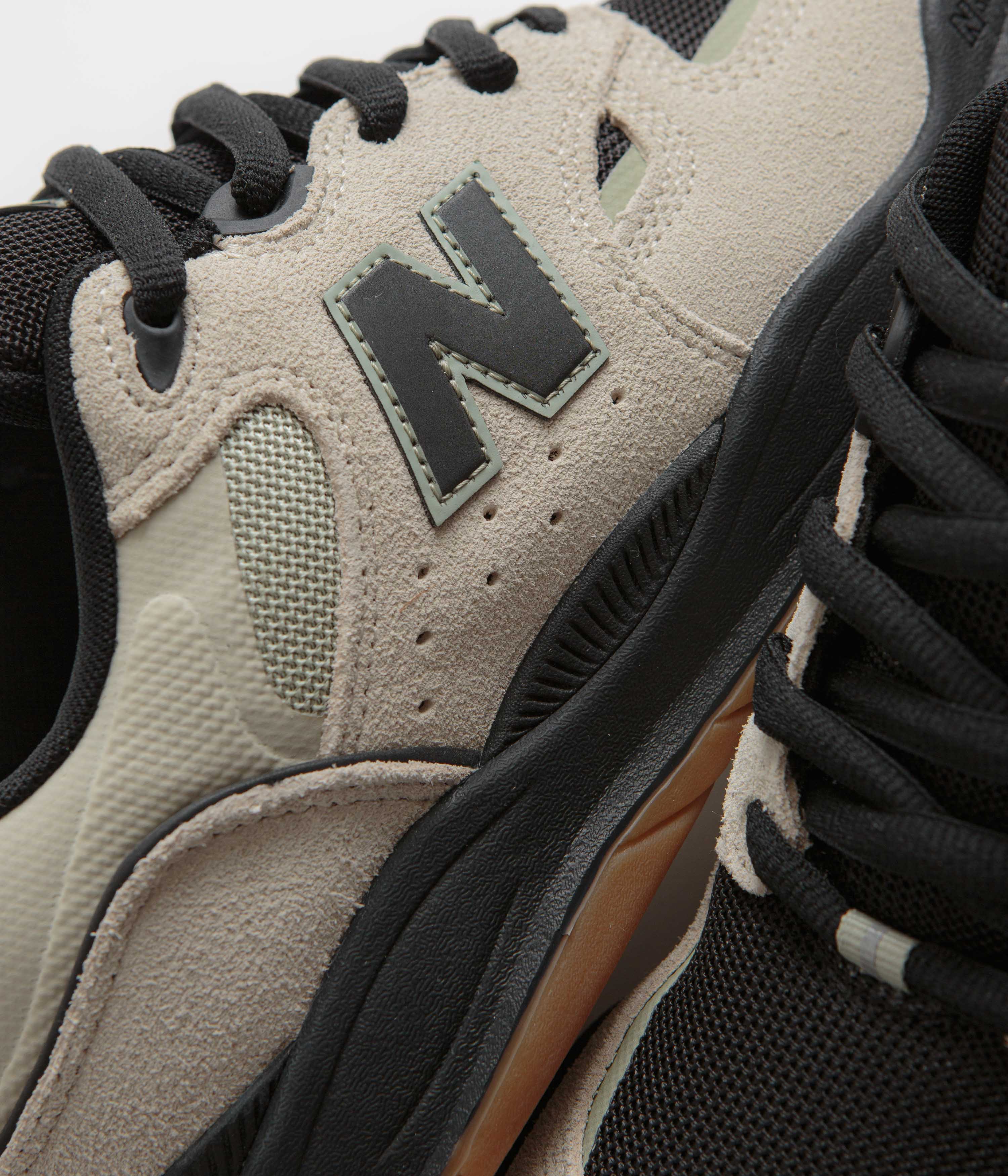 New Balance Numeric 1010 Tiago Lemos Shoes - Sea Salt / Black - Image 3