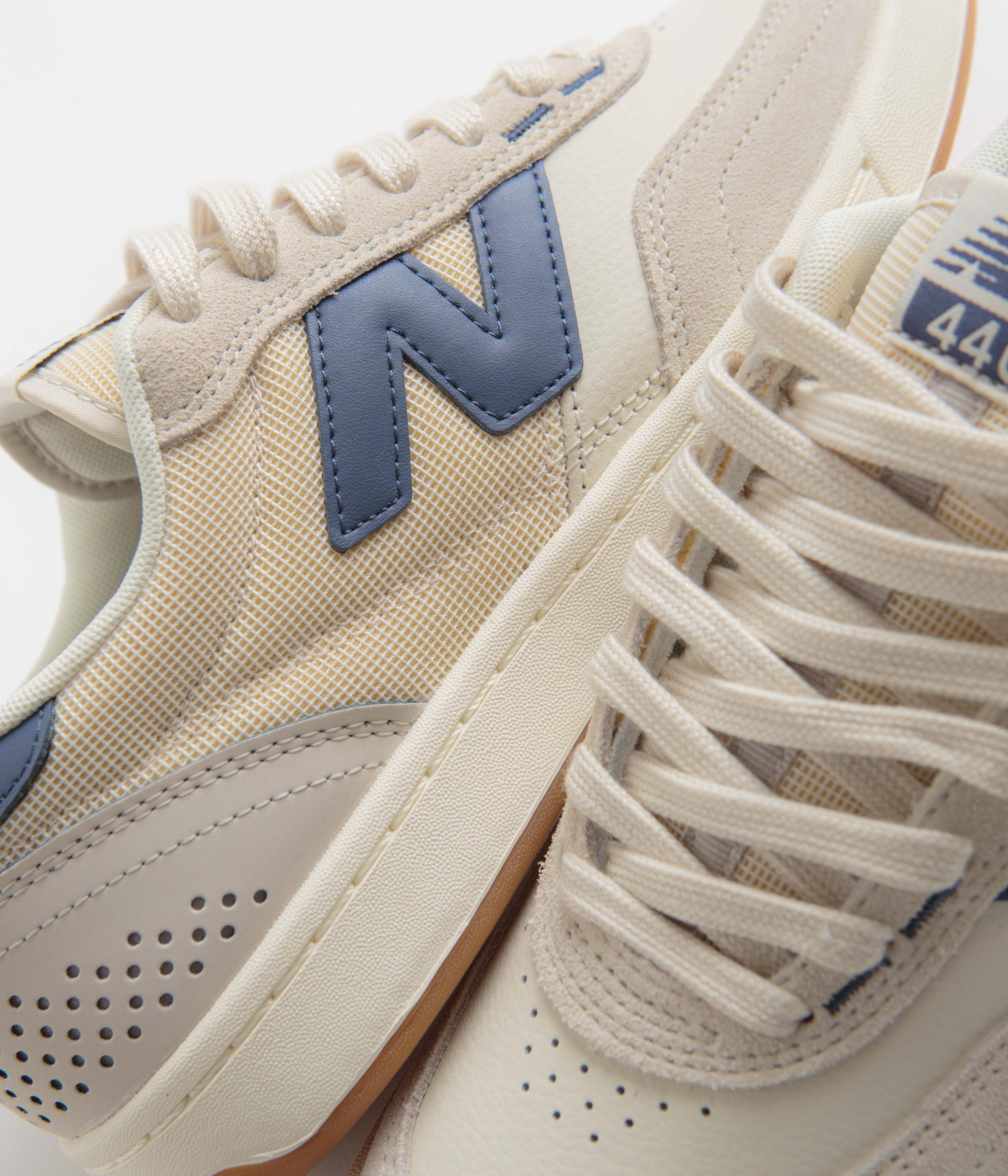 New Balance Numeric 440 V2 Shoes - Sea Salt - Image 3
