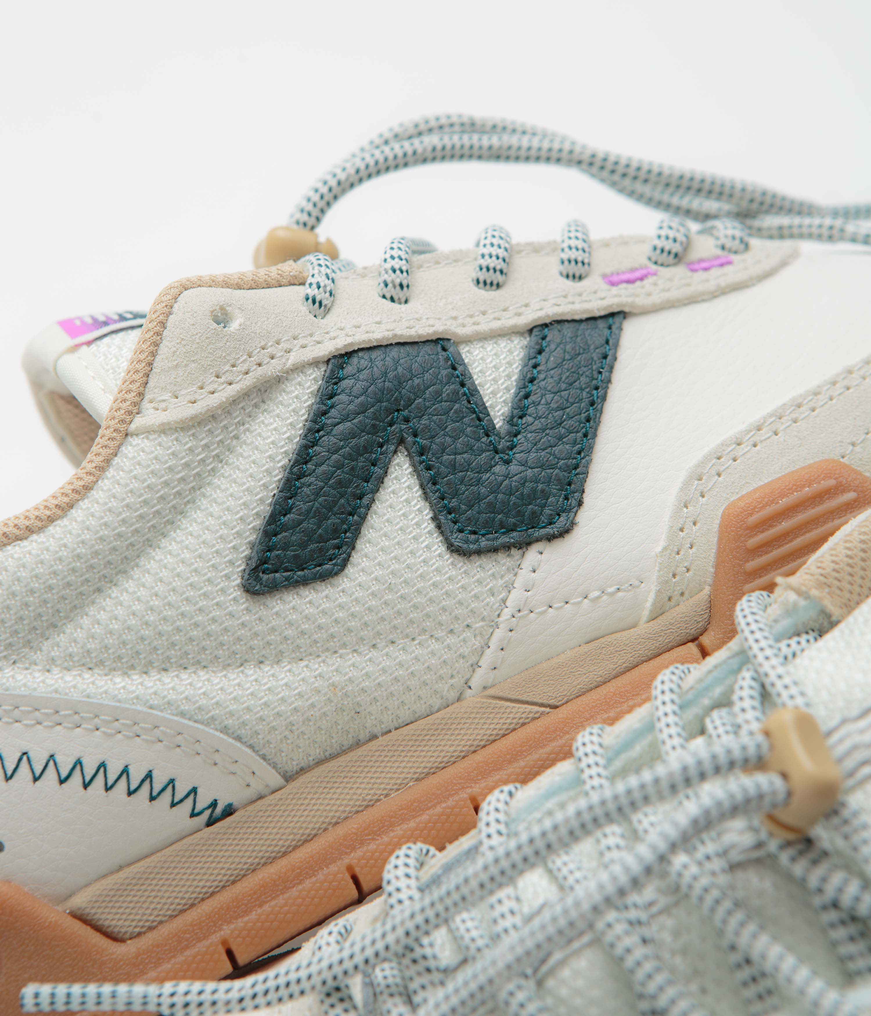 New Balance Numeric 440 V2 Trail Shoes - Sea Salt / Gum - Image 3