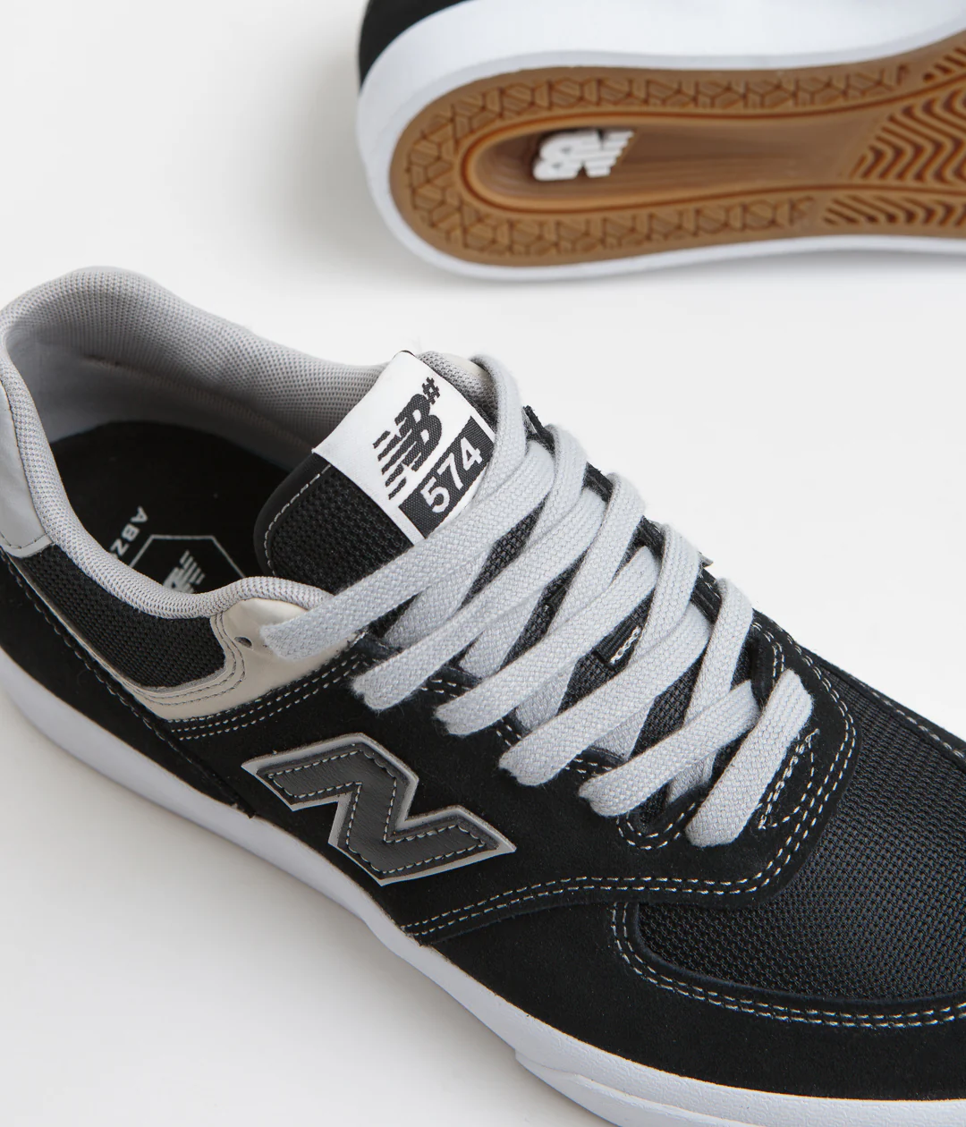 New Balance Numeric 574 Shoes - Black / Grey - Image 3
