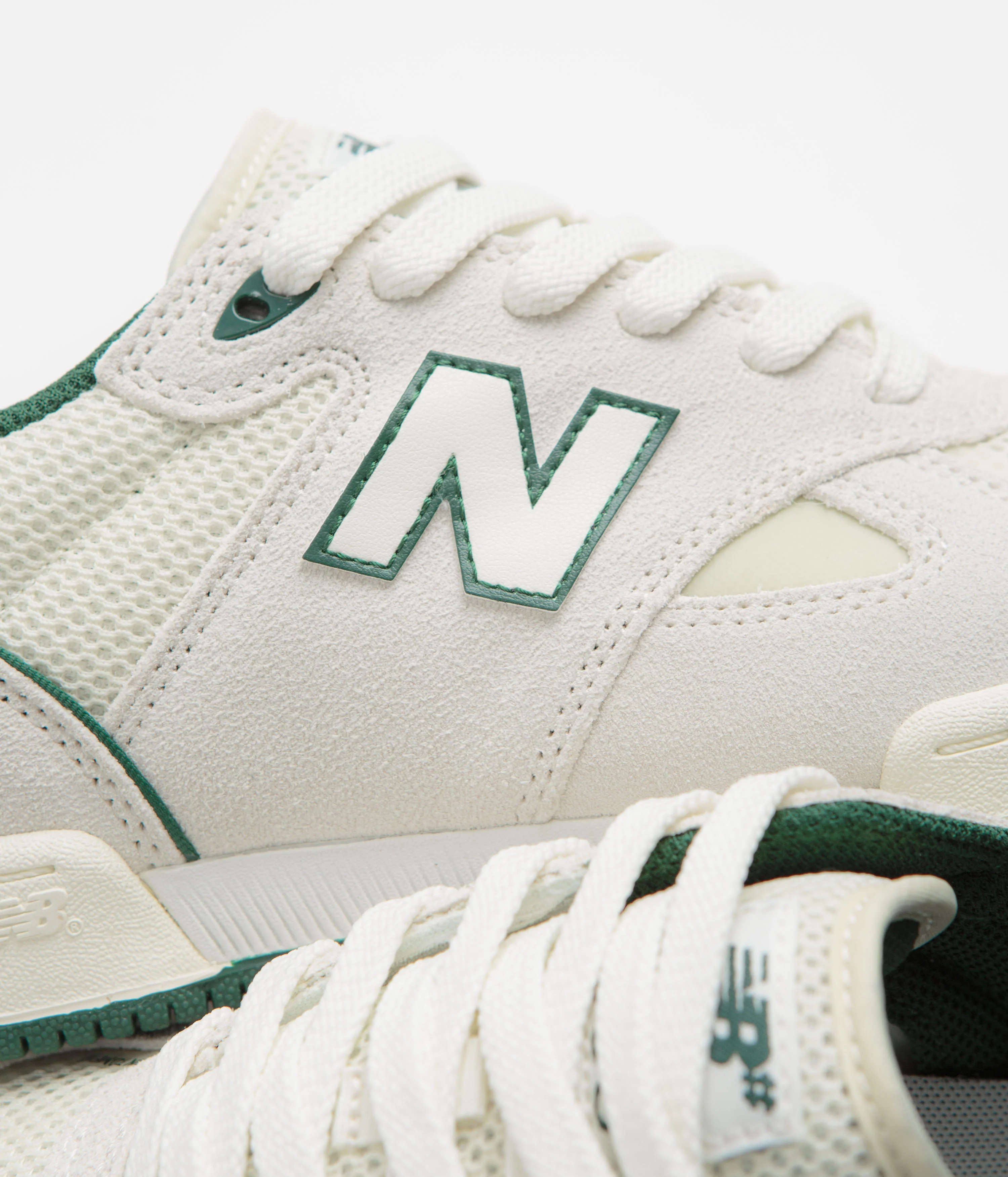 New Balance Numeric 600 Tom Knox Shoes - White / Green - Image 3