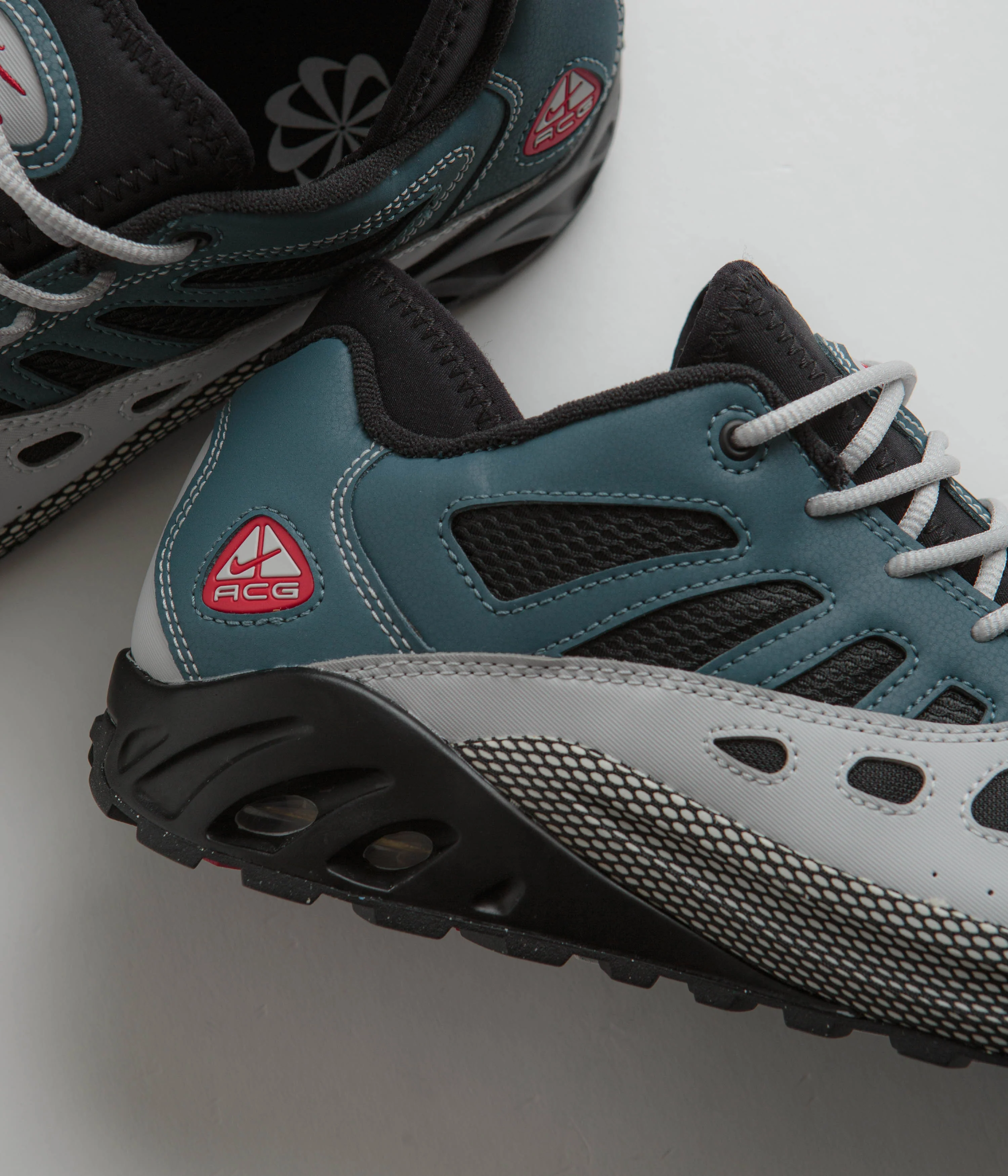 Nike ACG Air Exploraid Shoes - Ash Green / Varsity Red - Black - Neutral Grey - Image 4