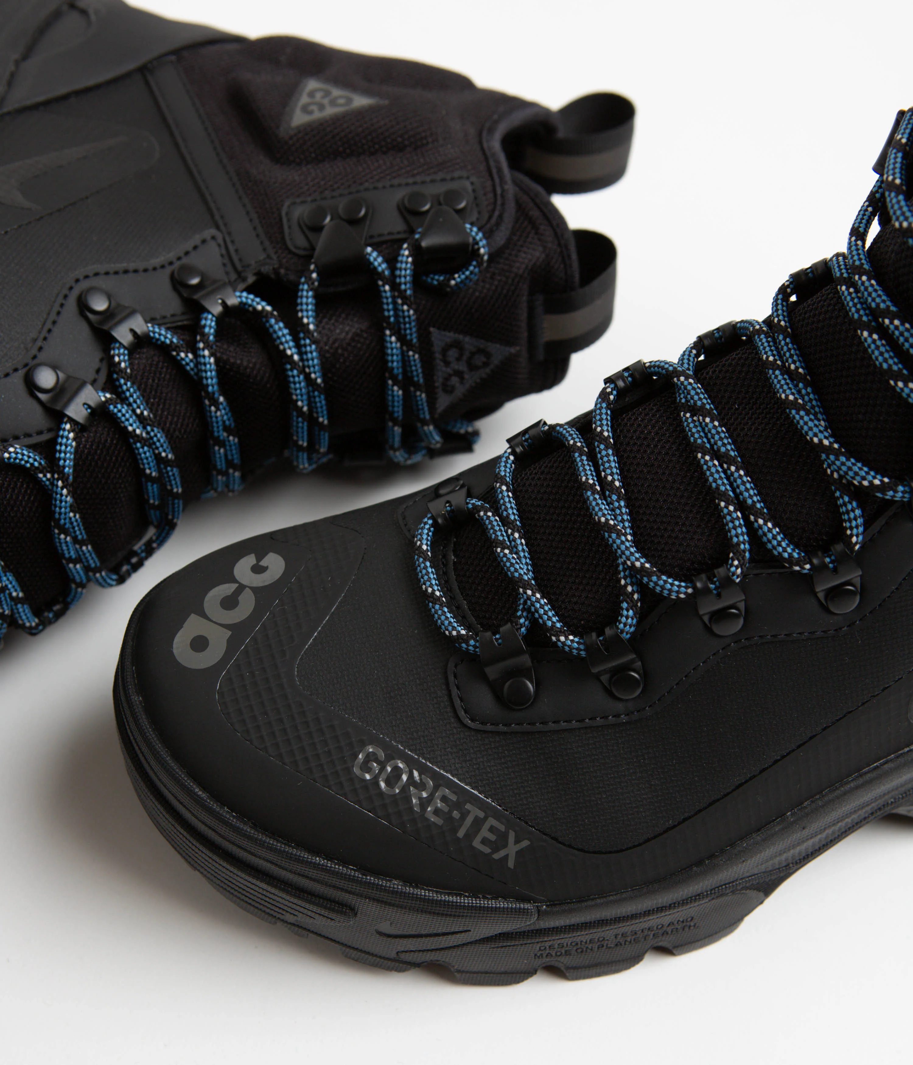 Nike ACG Air Zoom Gaiadome Gore-Tex Shoes - Black / Black - Image 3