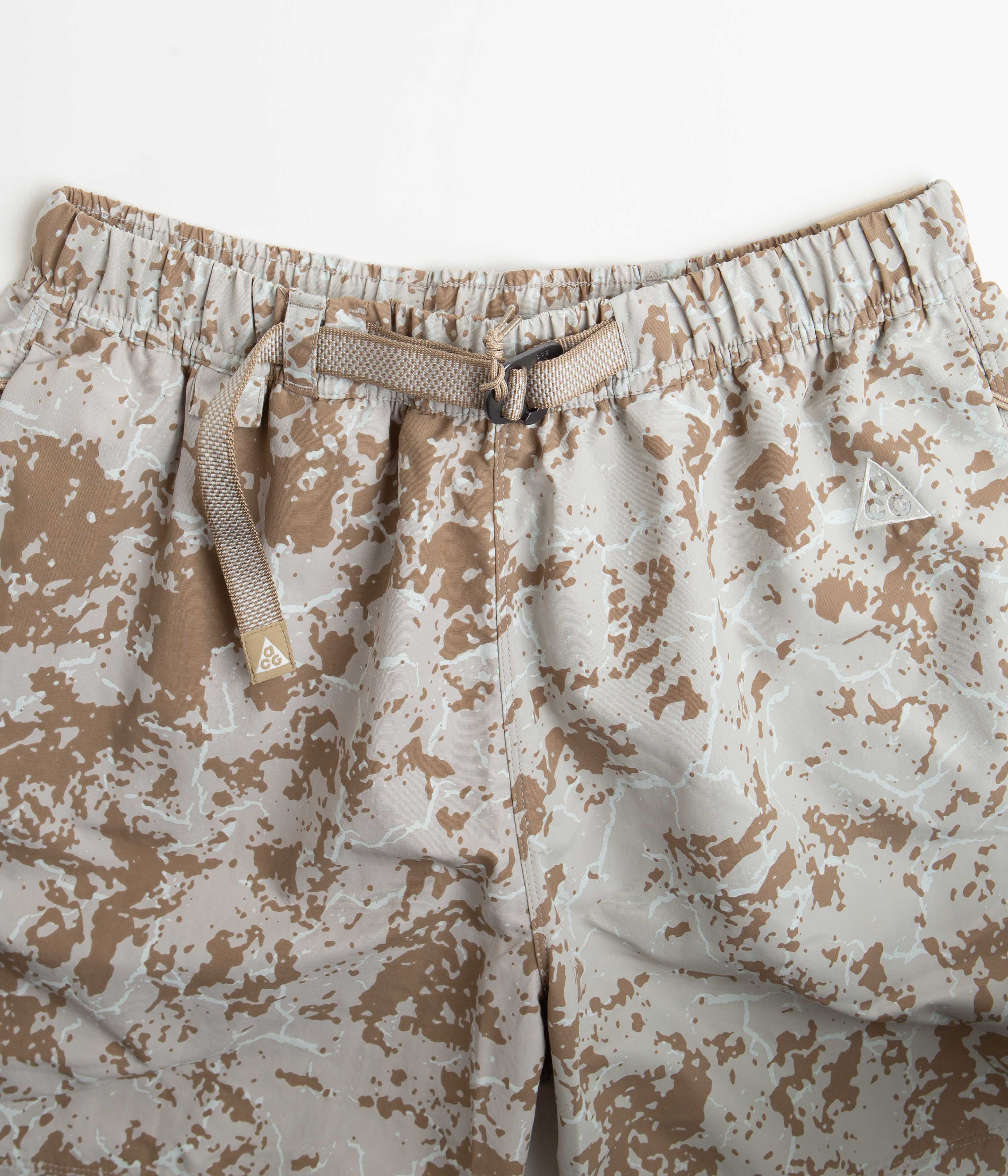 Nike ACG AOP Trail Shorts - Light Iron Ore / Summit White - Image 4