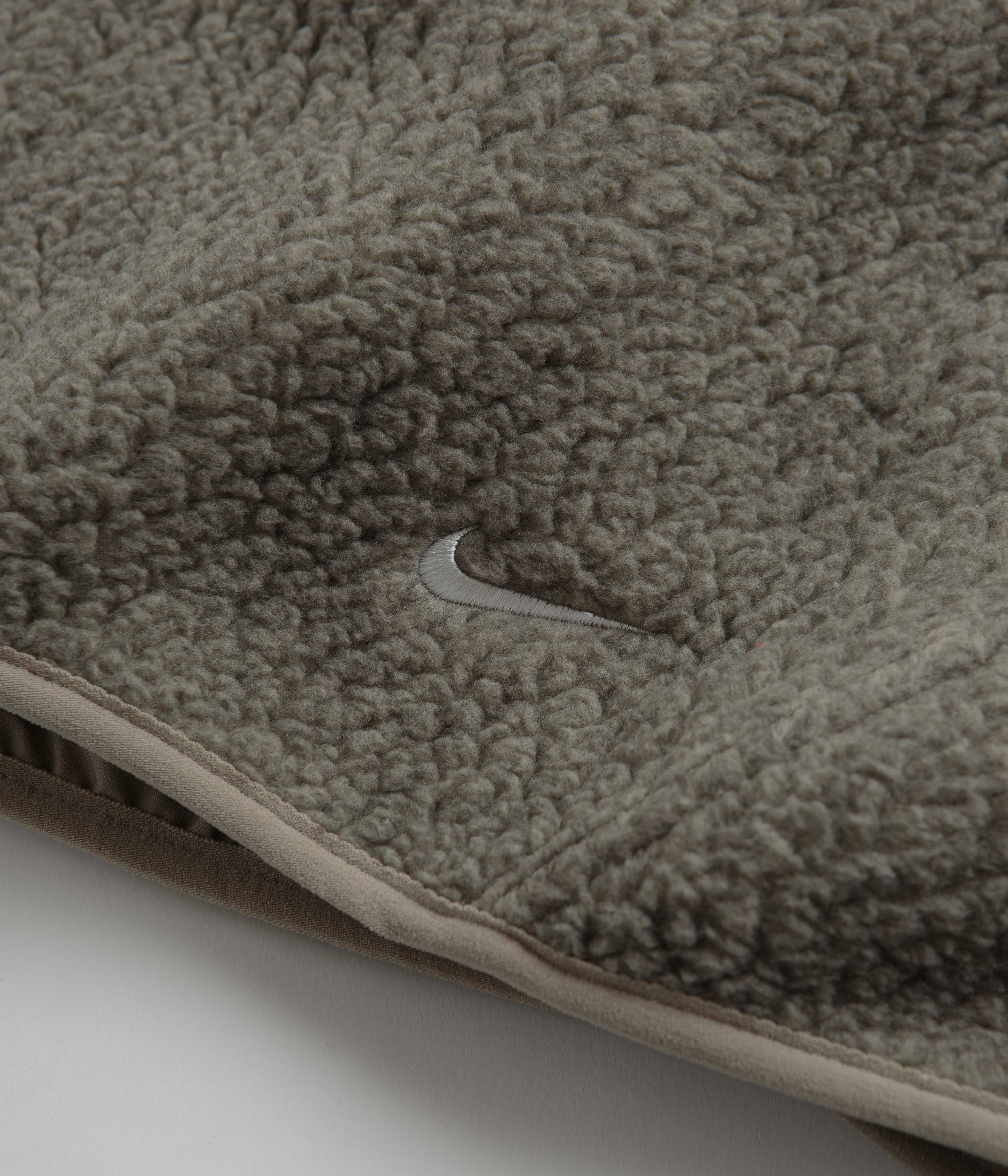 Nike ACG Arctic Wolf Full Zip Fleece - Khaki / Light Iron Ore / Summit White - Image 7