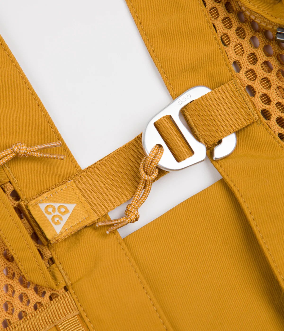 Nike ACG Buttles Vest - Gold Suede / Sanddrift / Sanddrift - Image 3