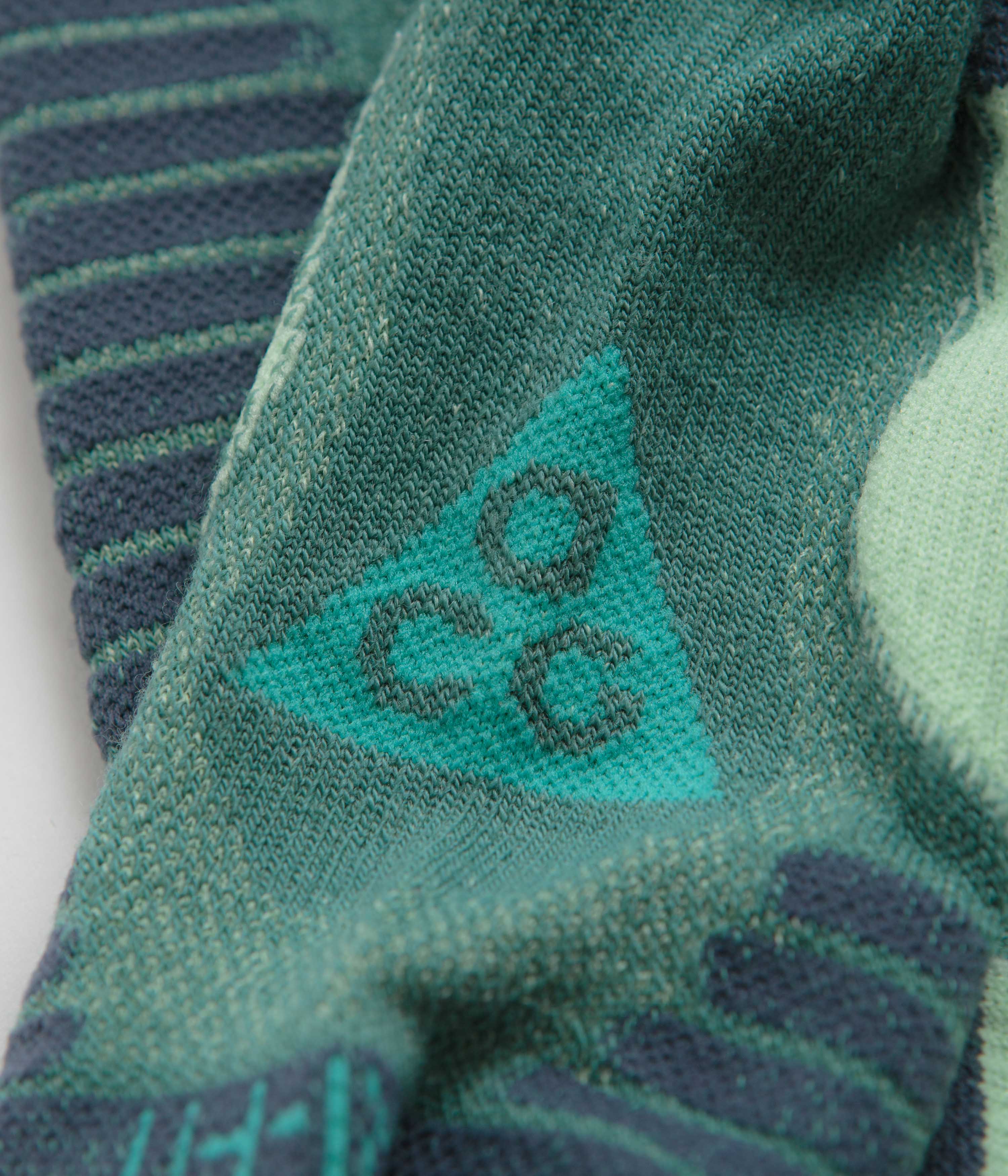 Nike ACG Cushioned Crew Socks - Bicoastal / Dusty Cactus - Image 2