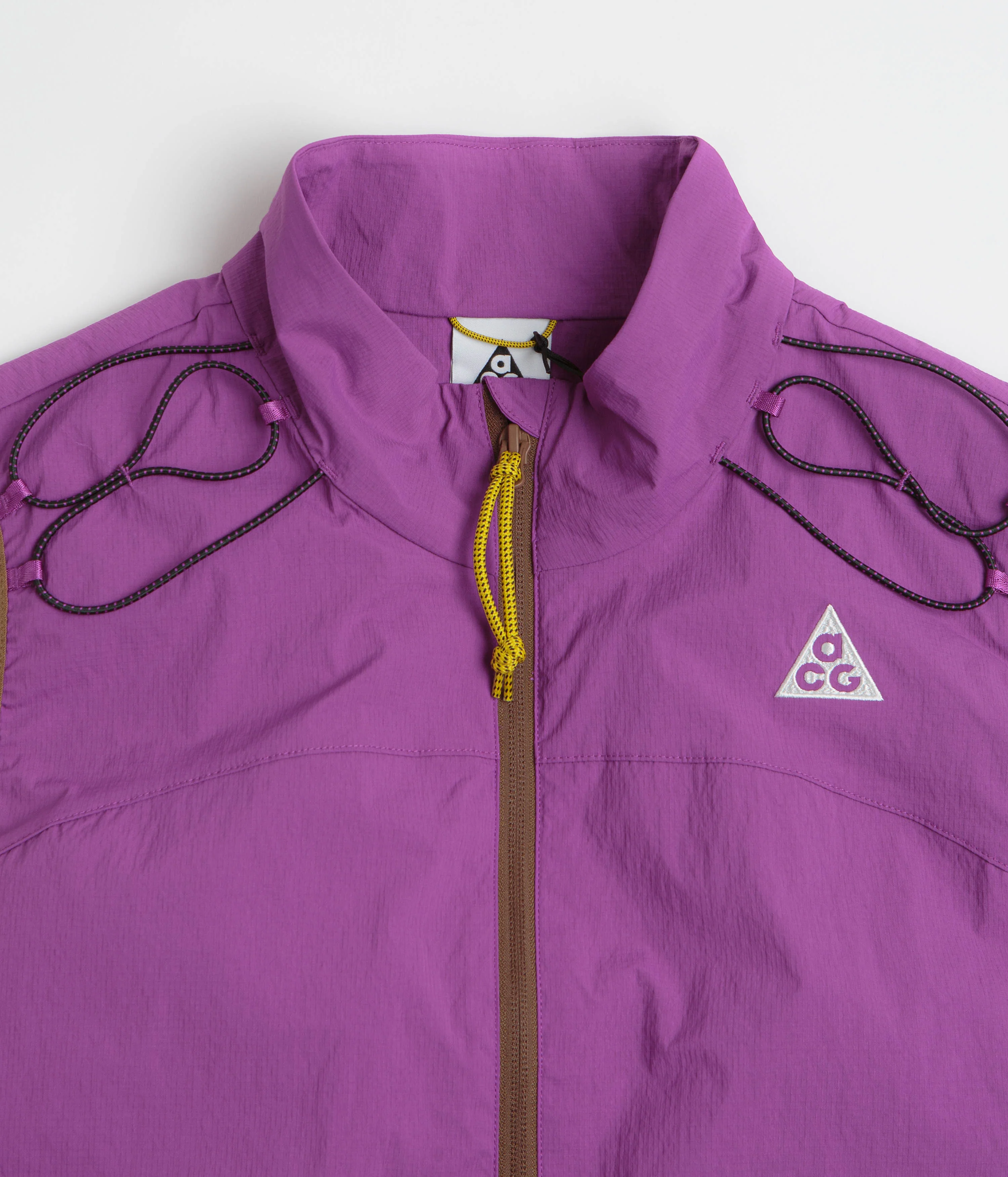 Nike ACG Death Bloom Vest - Bold Berry / Mosswood Brown / Summit White - Image 4