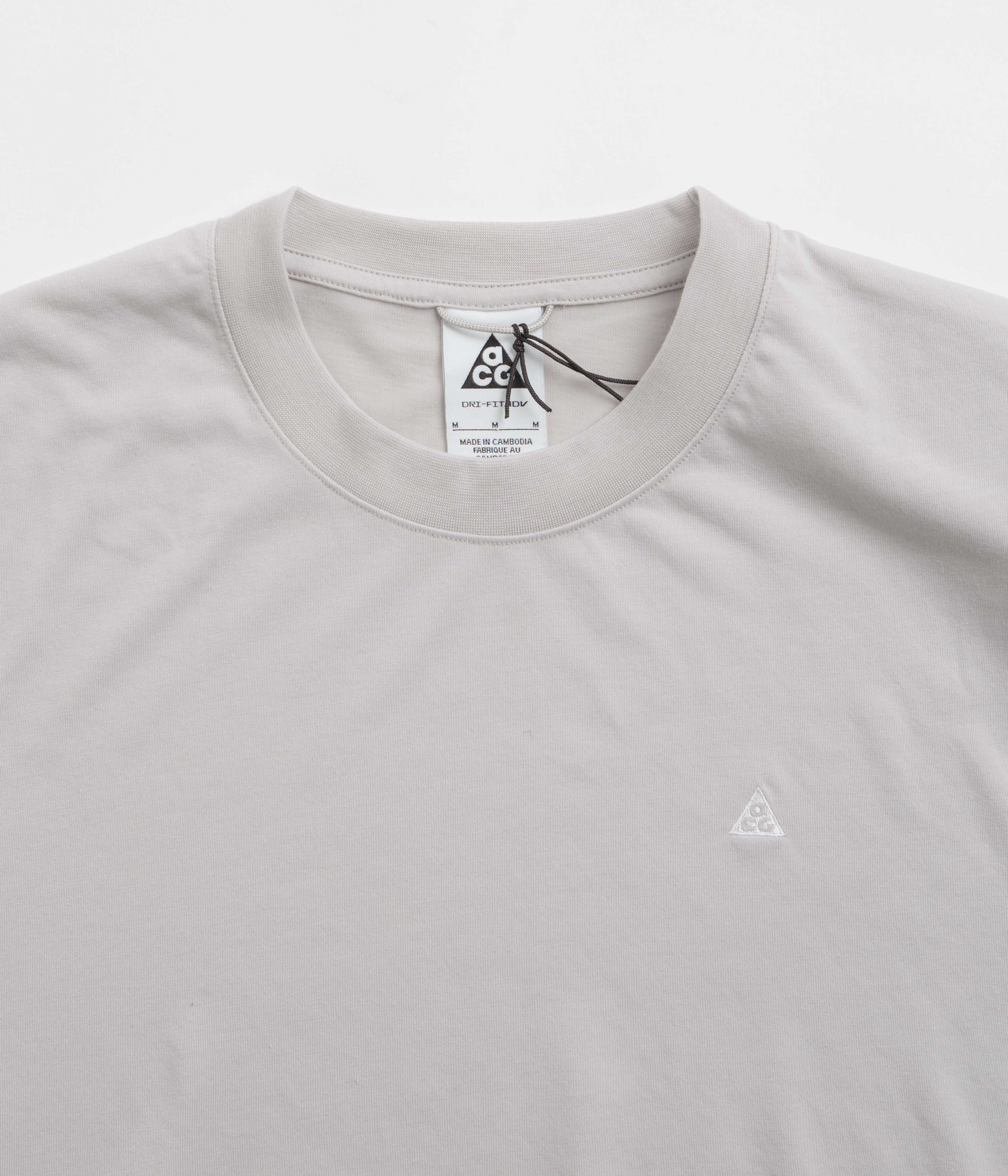 Nike ACG Goat Rocks Long Sleeve T-Shirt - Light Iron Ore / Summit White - Image 4