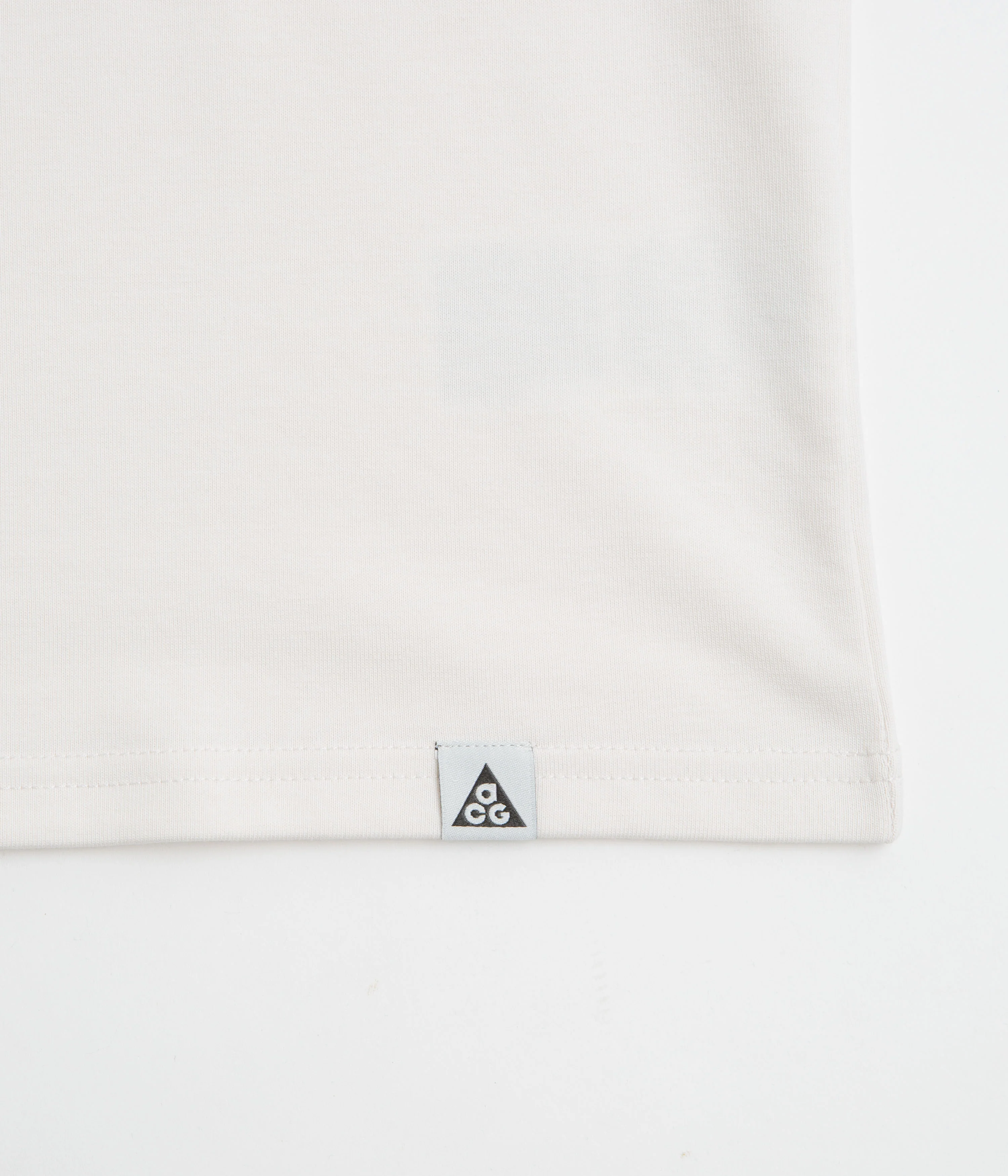 Nike ACG Guide T-Shirt - Phantom - Image 6