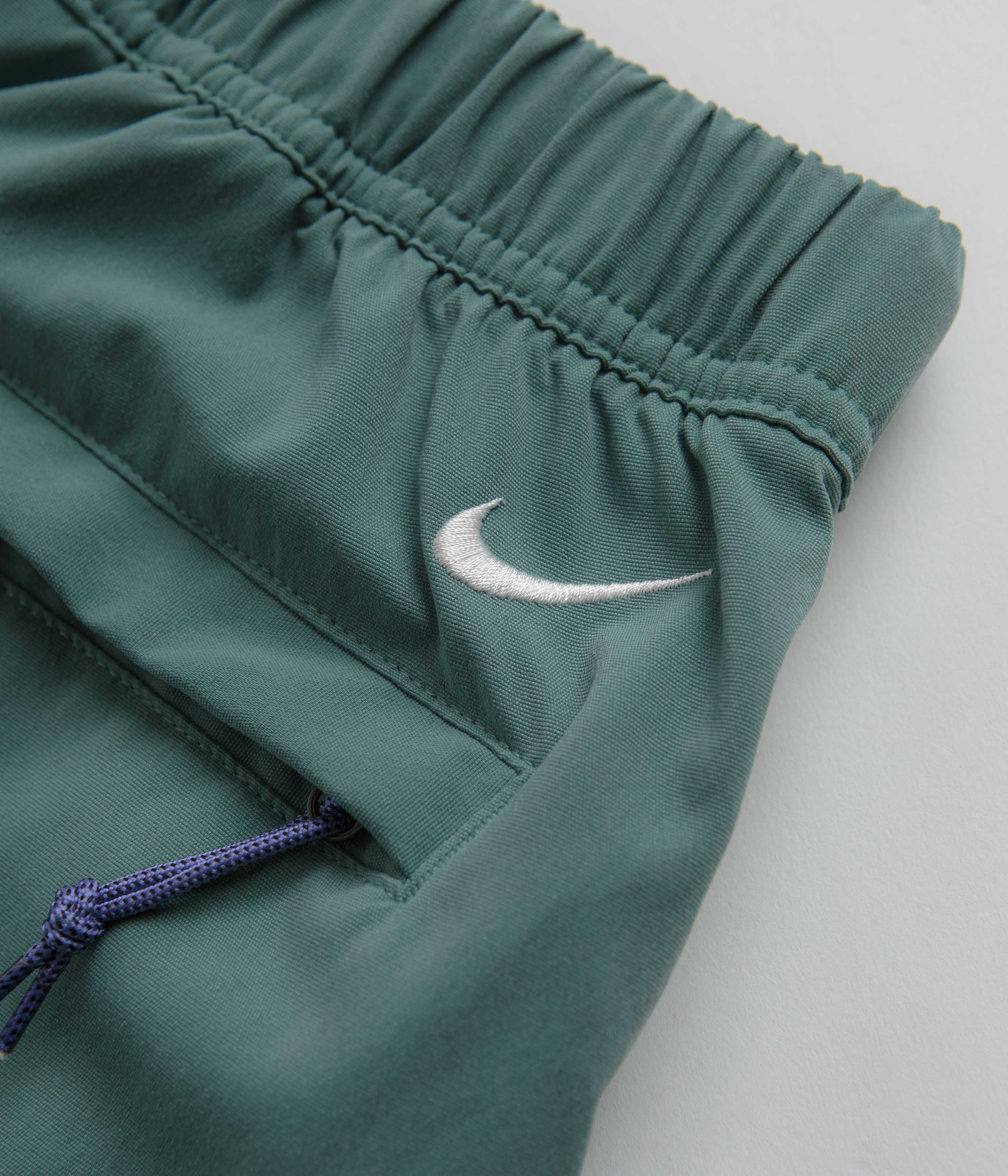 Nike ACG Hiking Shorts - Bicoastal / Vintage Green / Summit White - Image 10