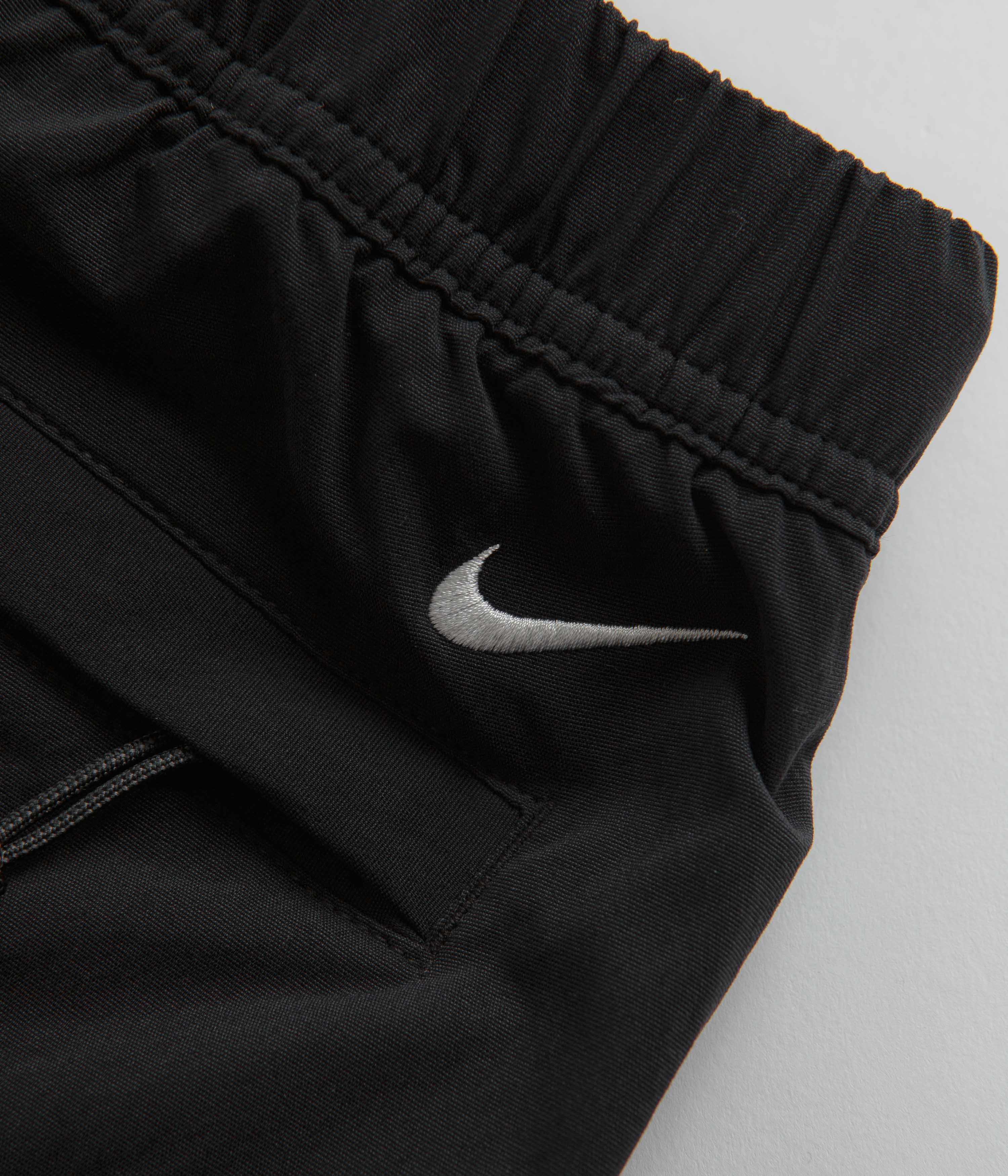 Nike ACG Hiking Shorts - Black / Anthracite / Summit White - Image 10