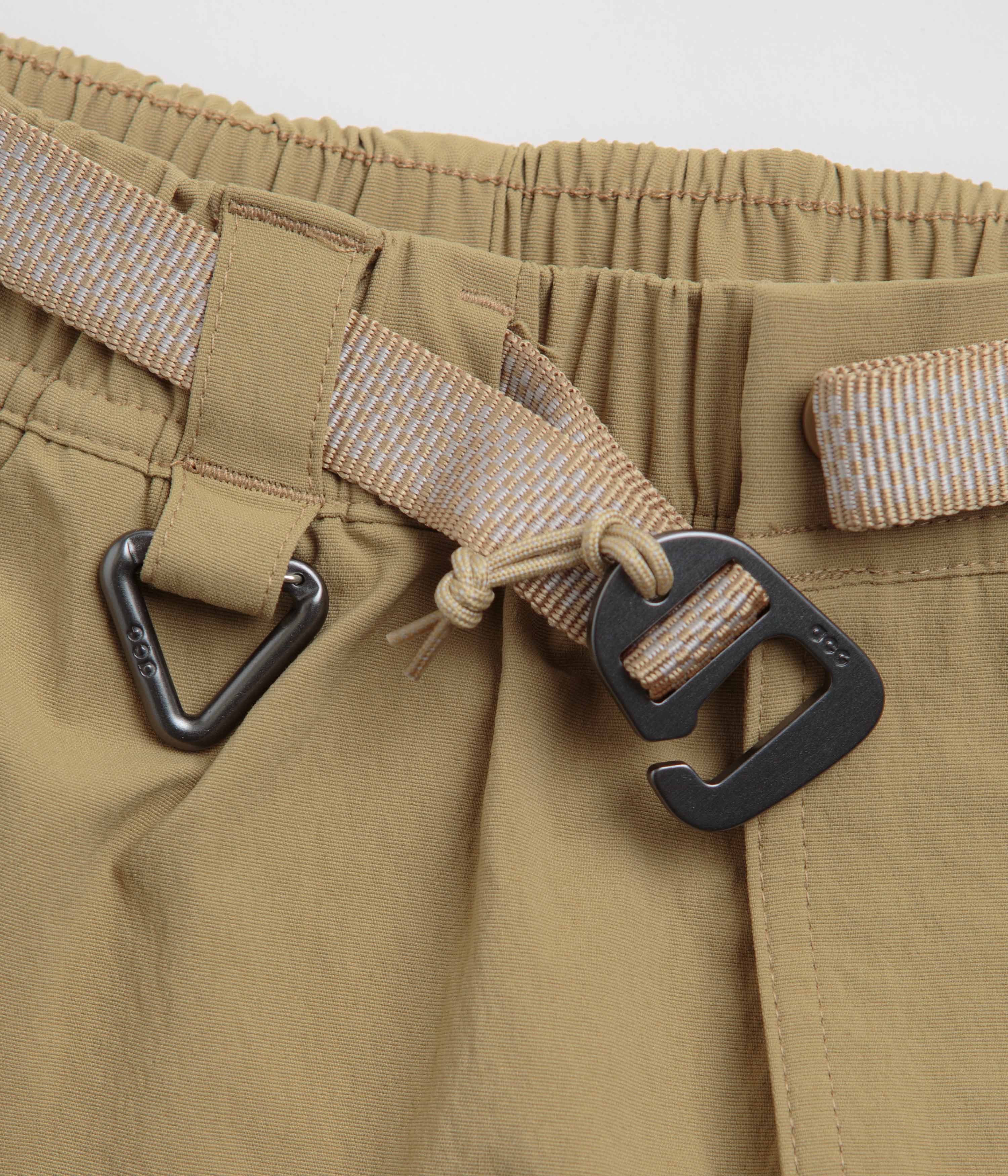 Nike ACG Hiking Shorts - Parachute Beige / Summit White - Image 4
