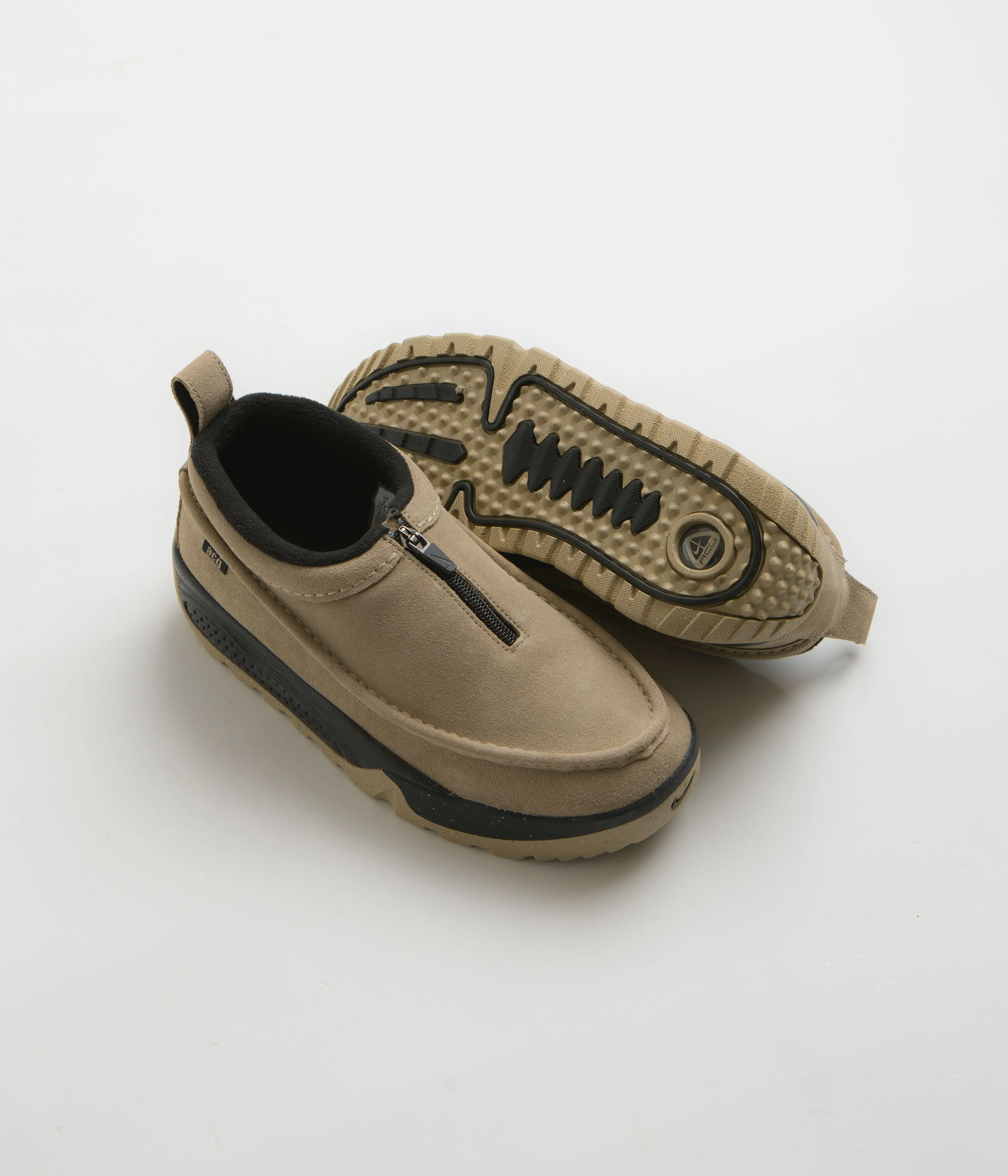 Nike ACG Izy Shoes - Khaki / Limestone - Black - Limestone - Image 8